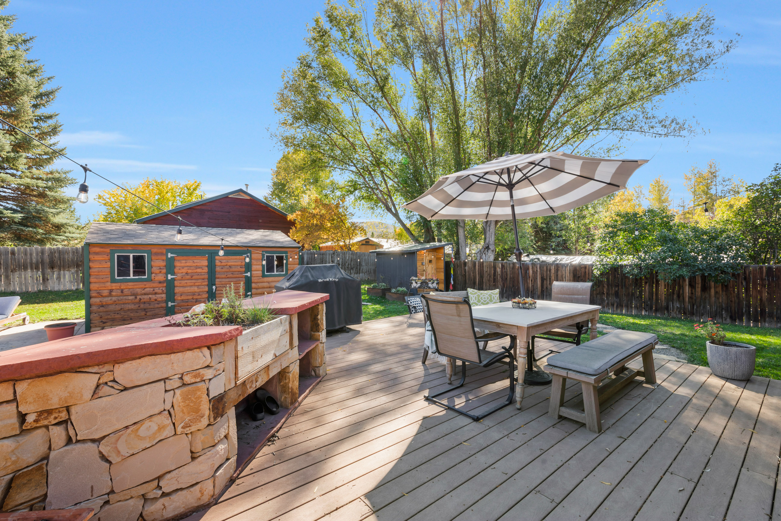 2685 Iris Lane 