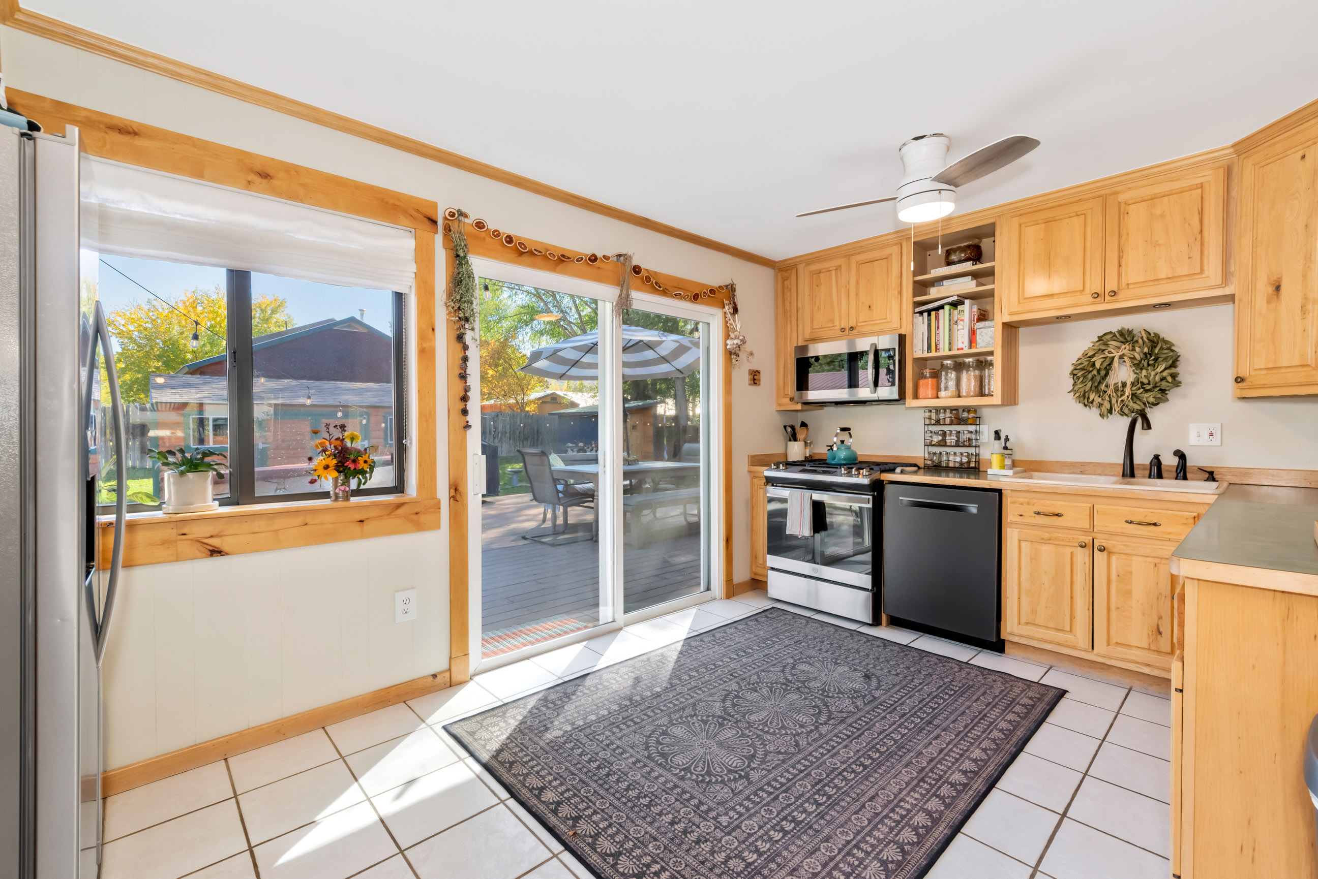 2685 Iris Lane 