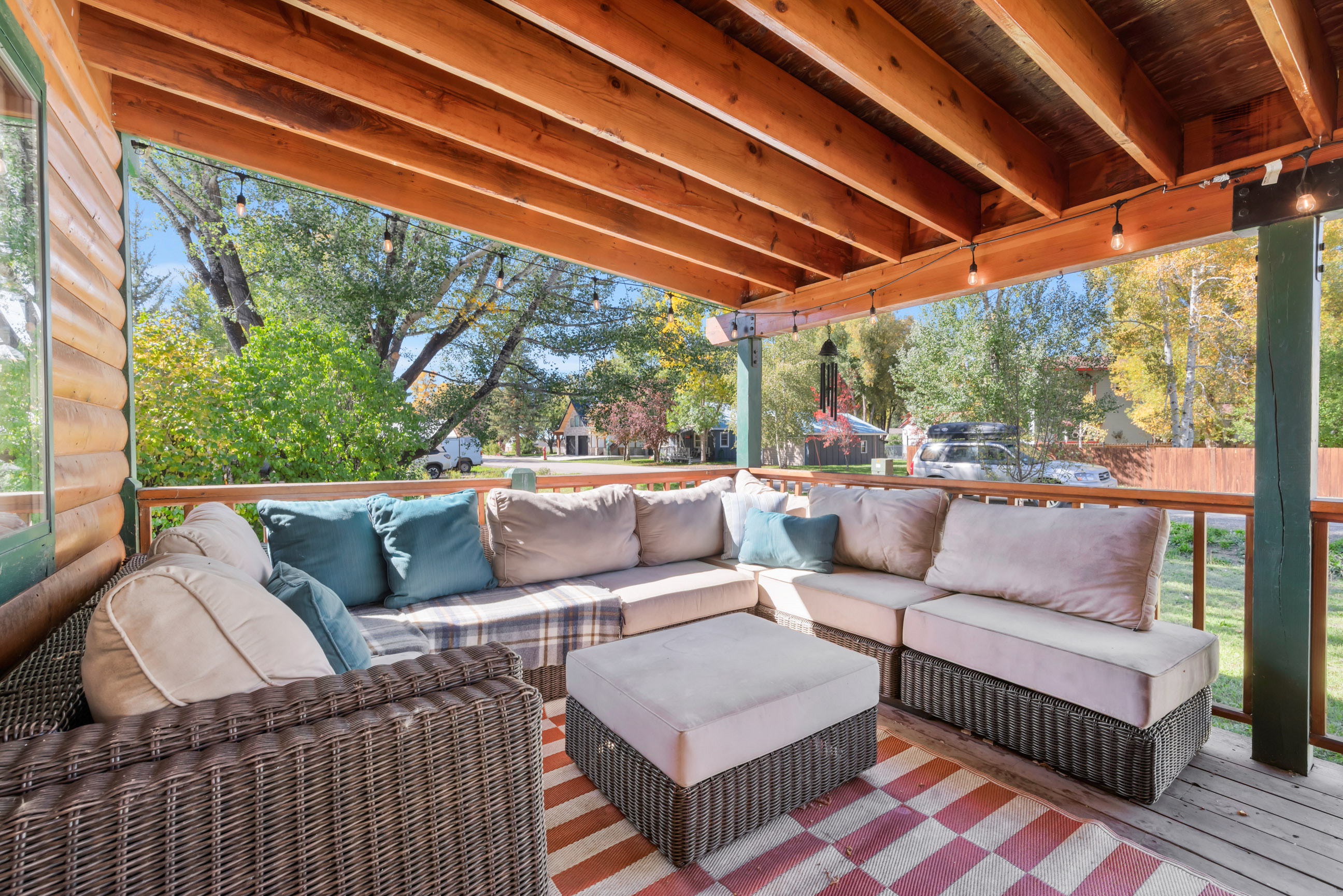 2685 Iris Lane 