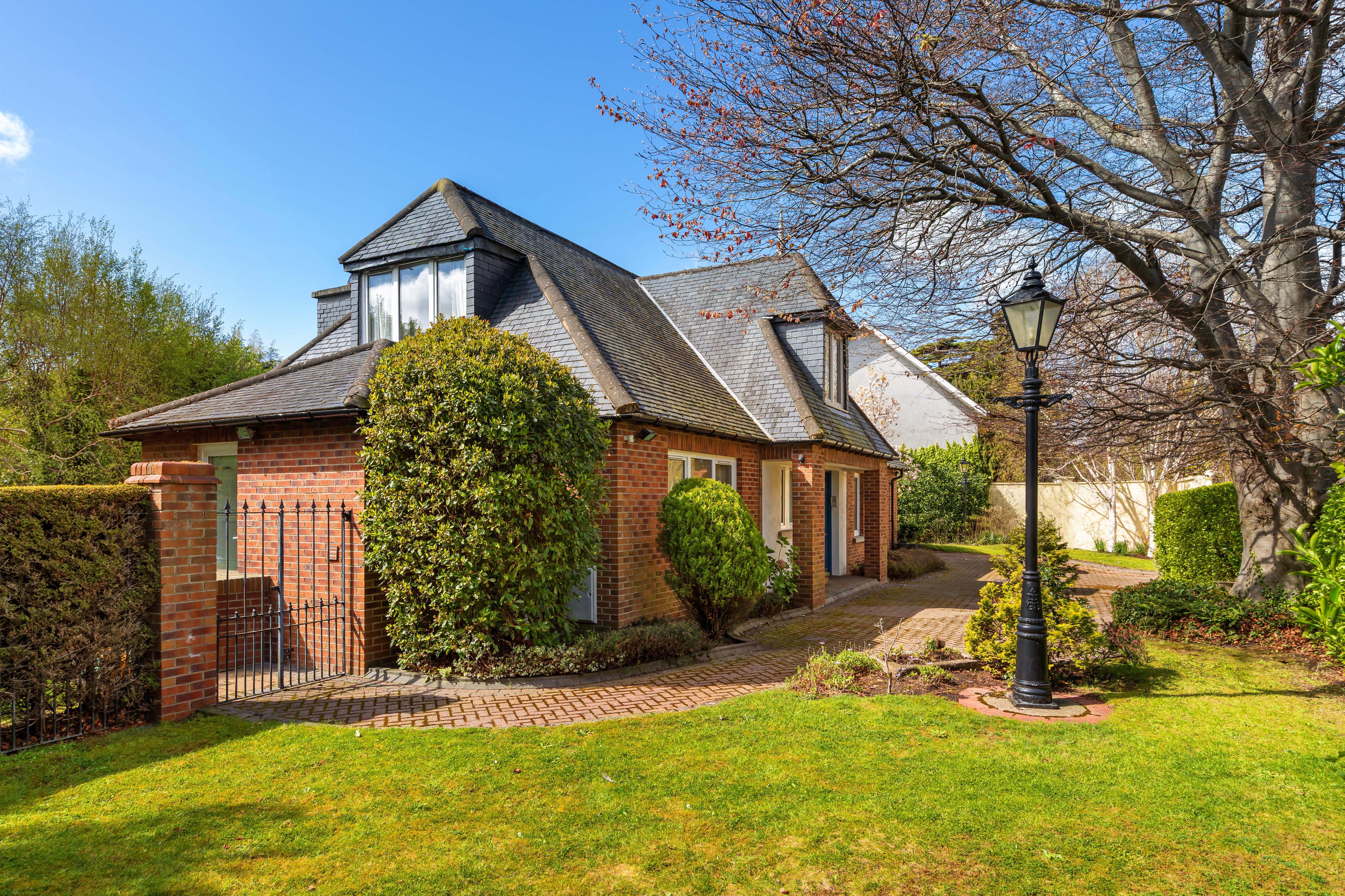 Dawson Lodge Cross Avenue