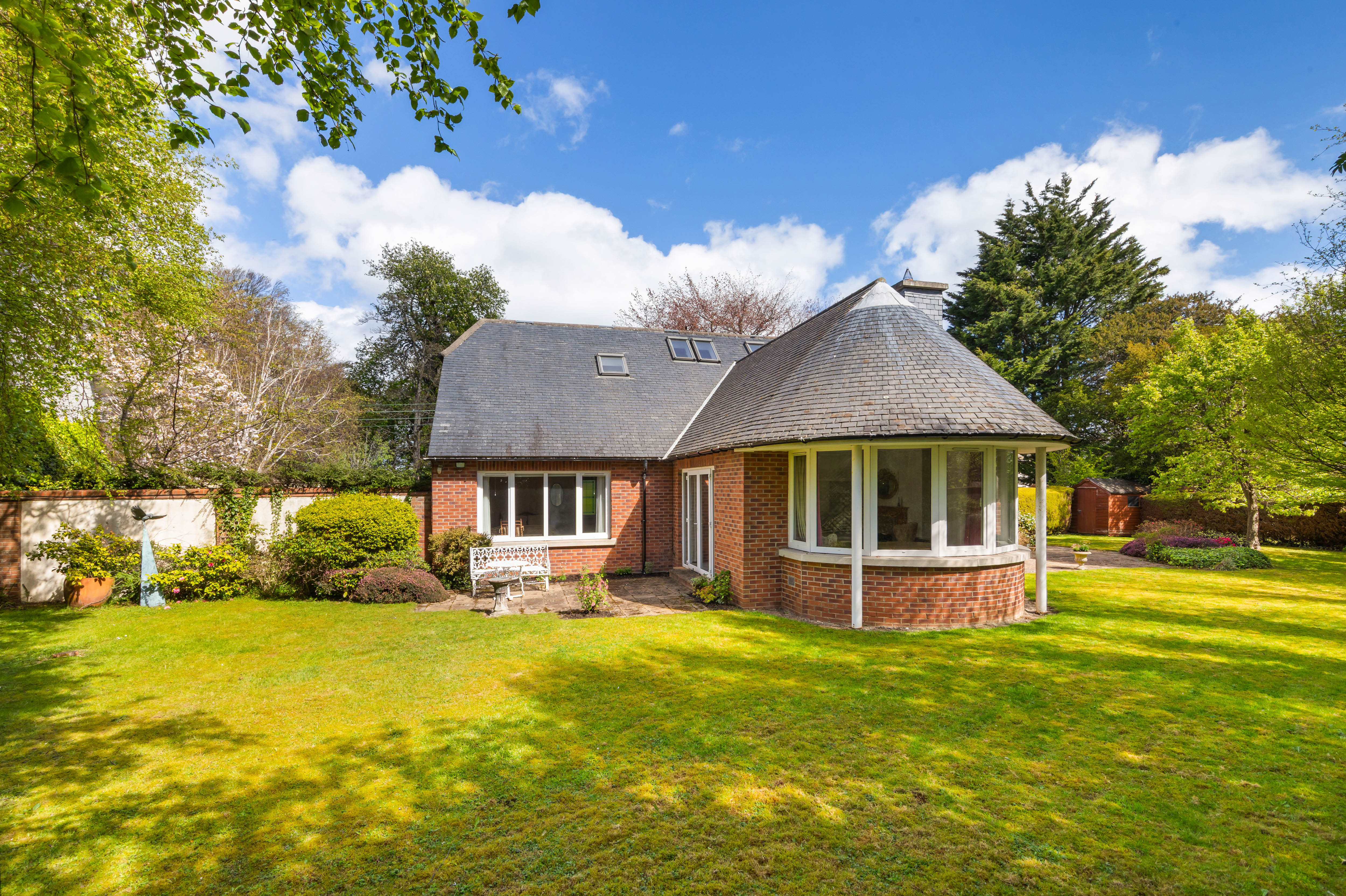 Dawson Lodge Cross Avenue