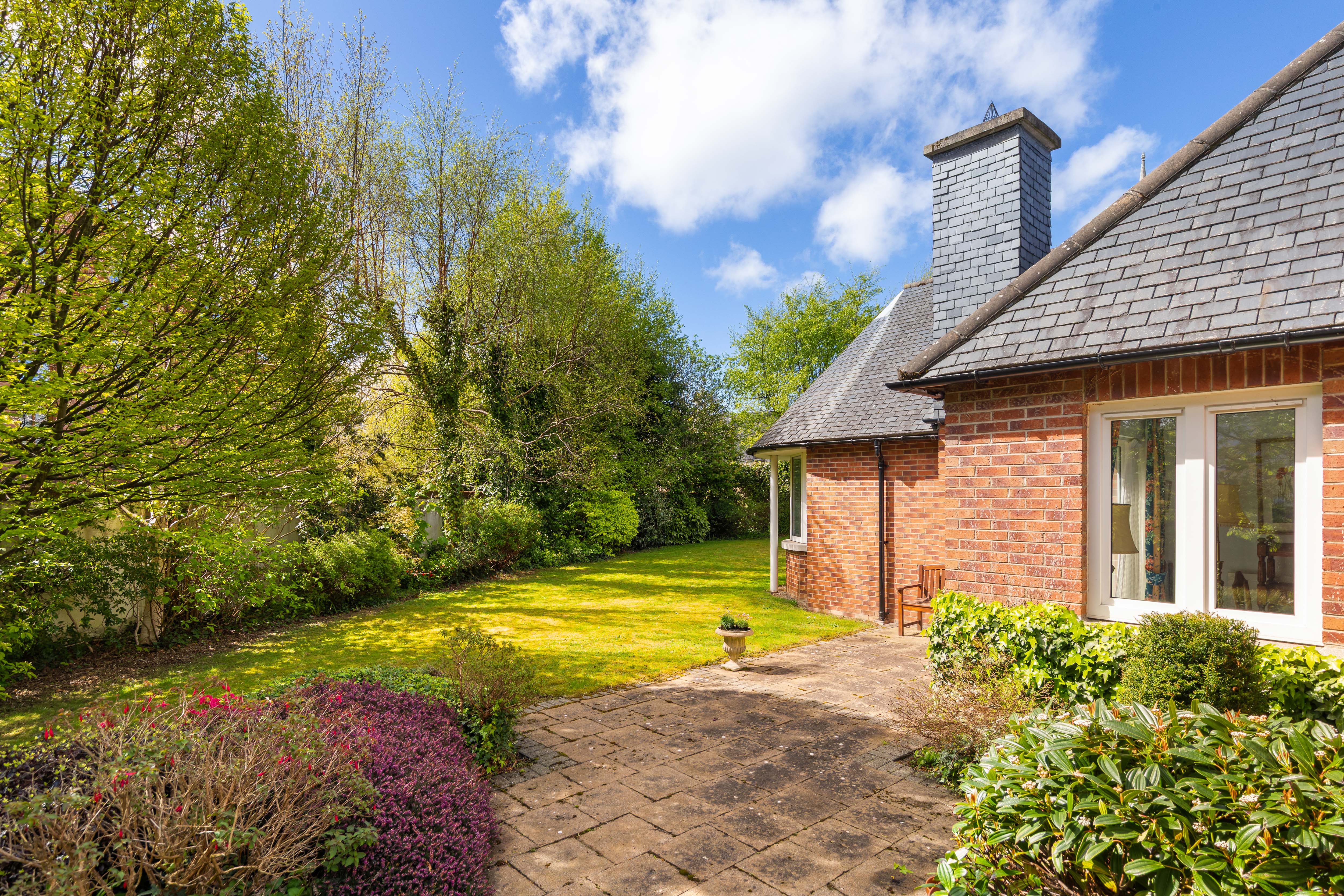 Dawson Lodge Cross Avenue