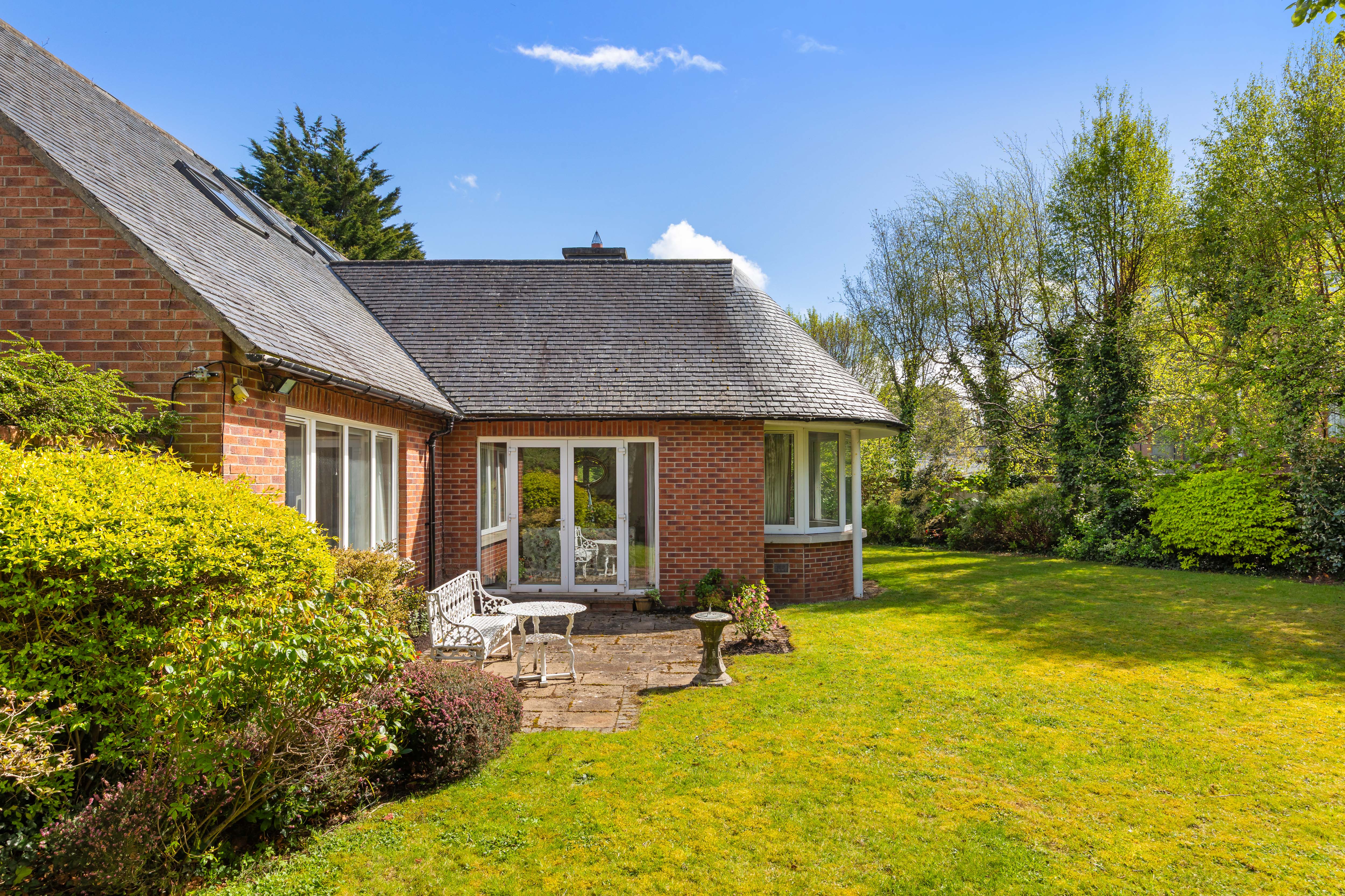 Dawson Lodge Cross Avenue