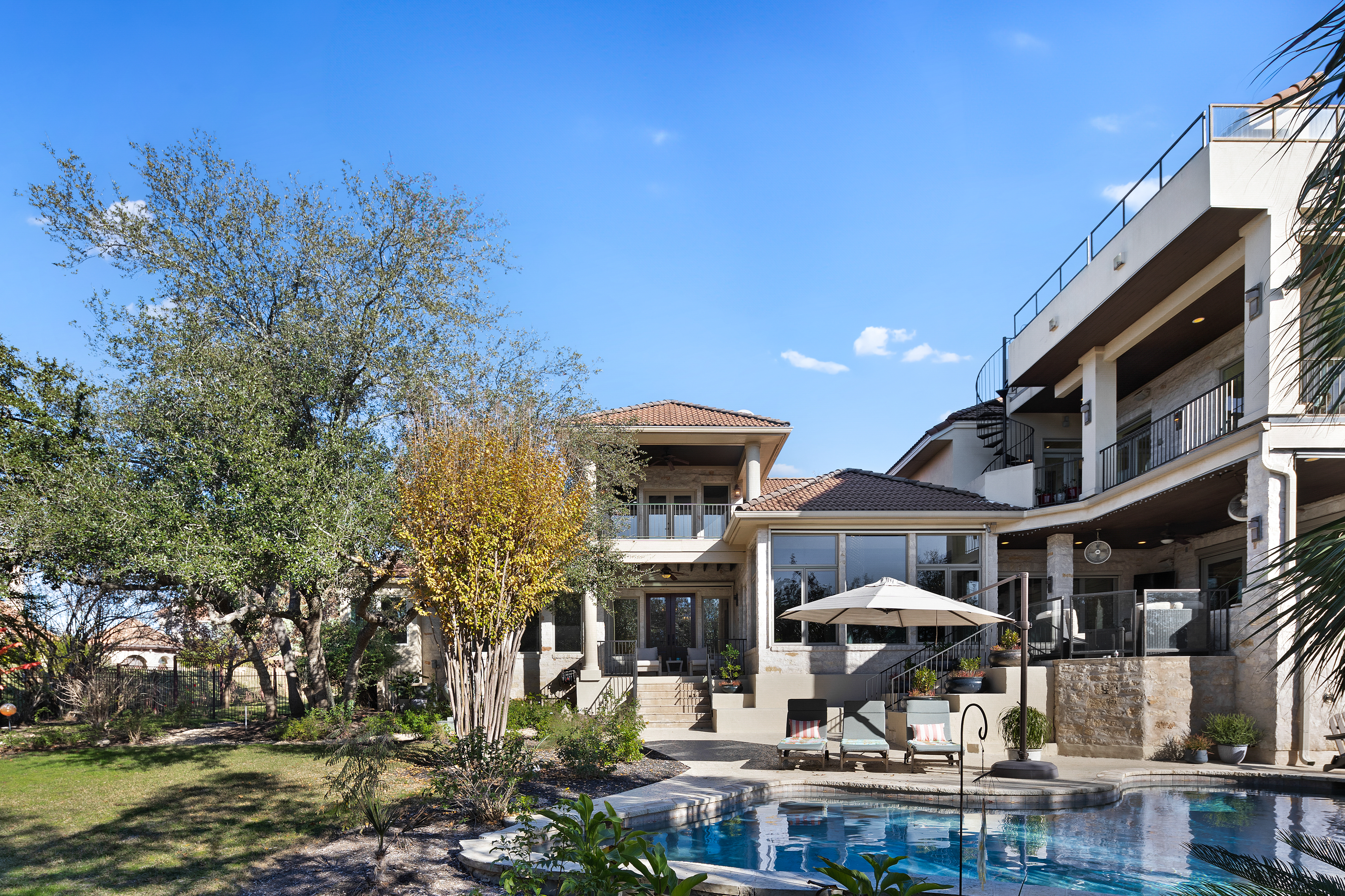 103 Costa Bella Cove 