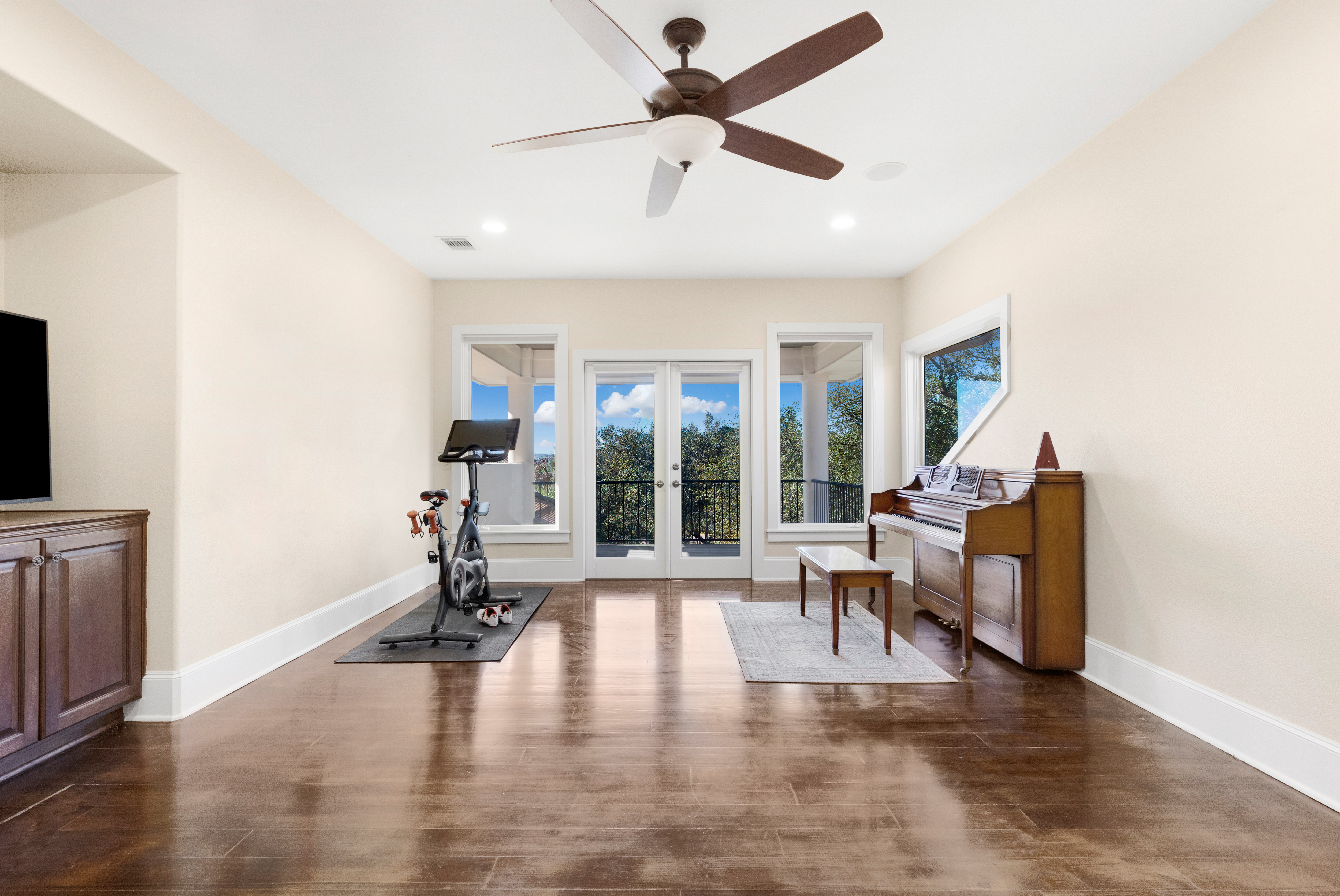 103 Costa Bella Cove 