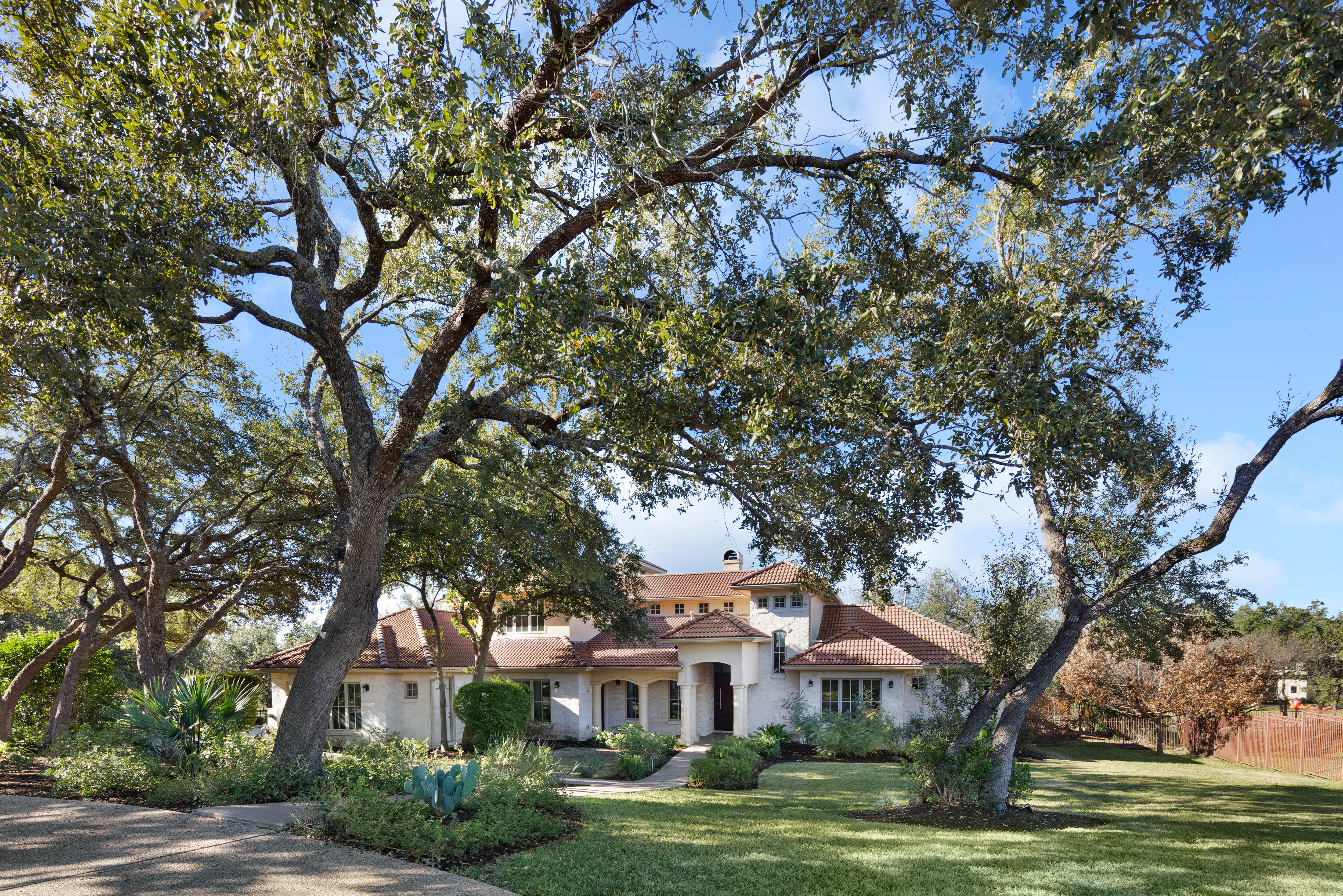 103 Costa Bella Cove 