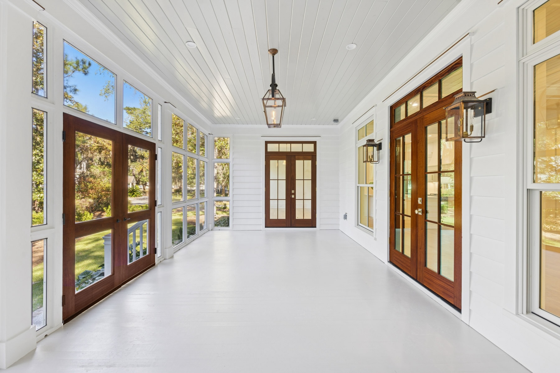 13 Magnolia Ln