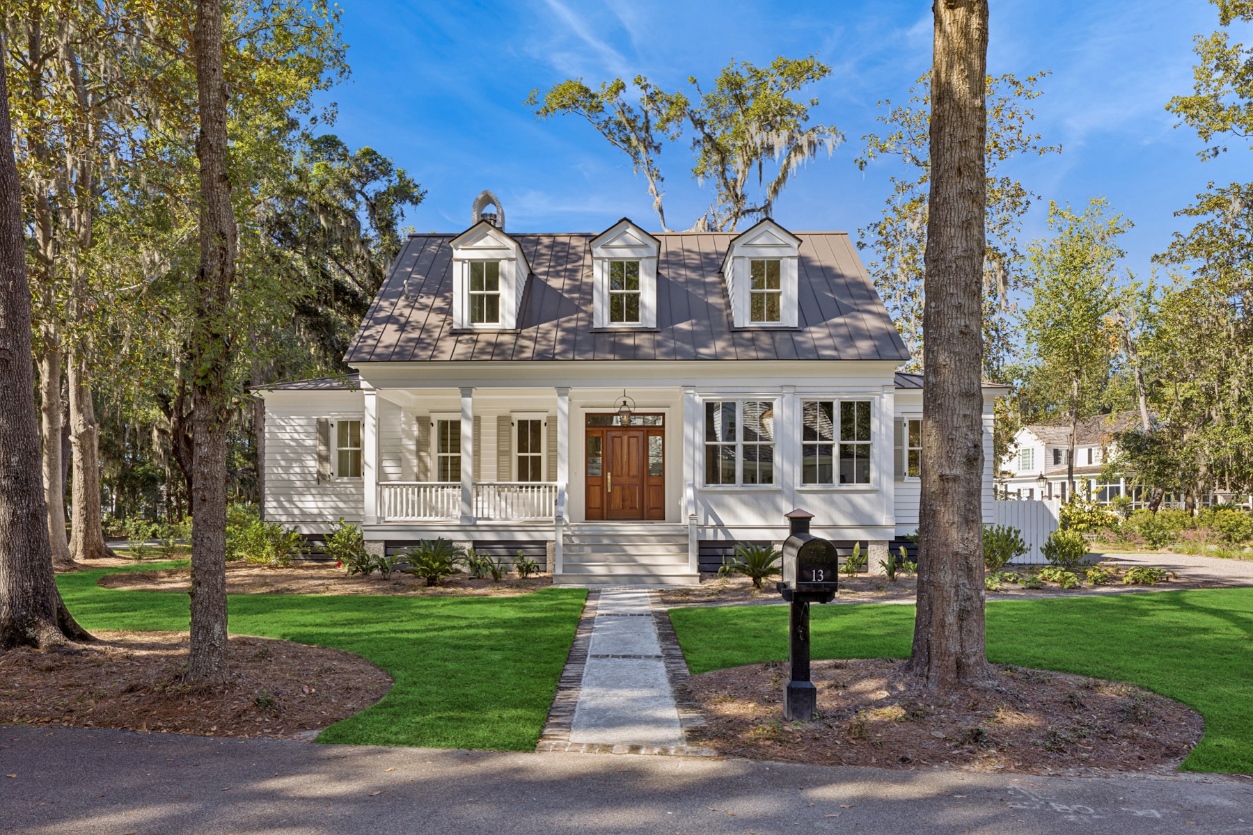 13 Magnolia Ln