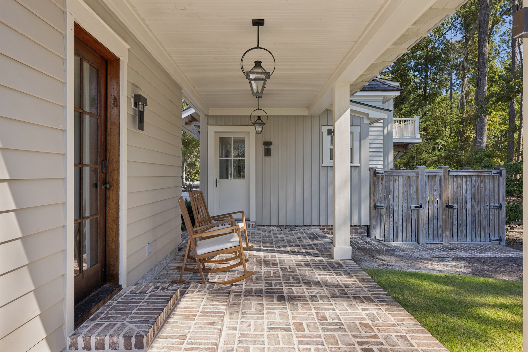 262 Spanish Moss Lane