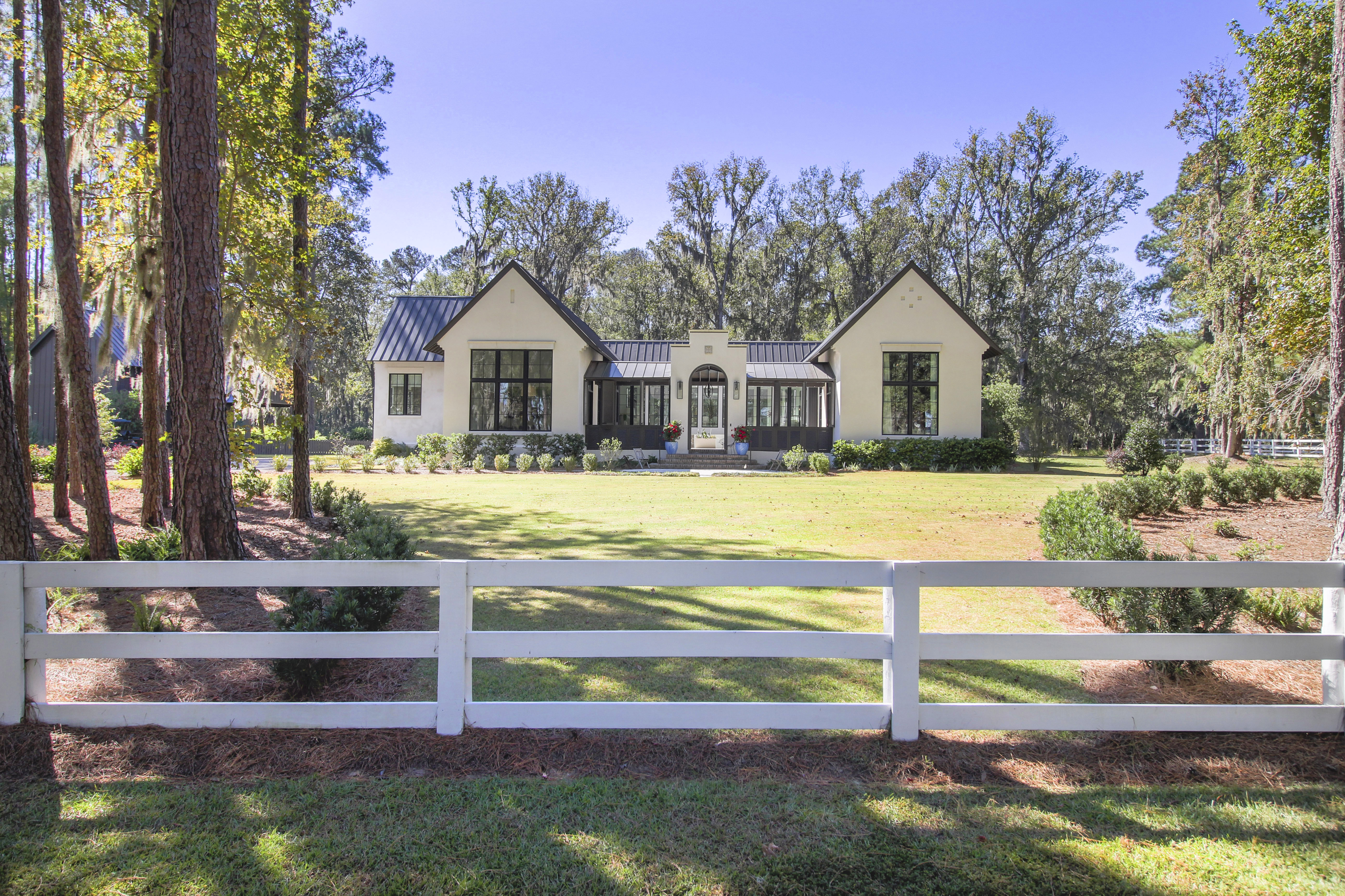 1435 Dublin Drive