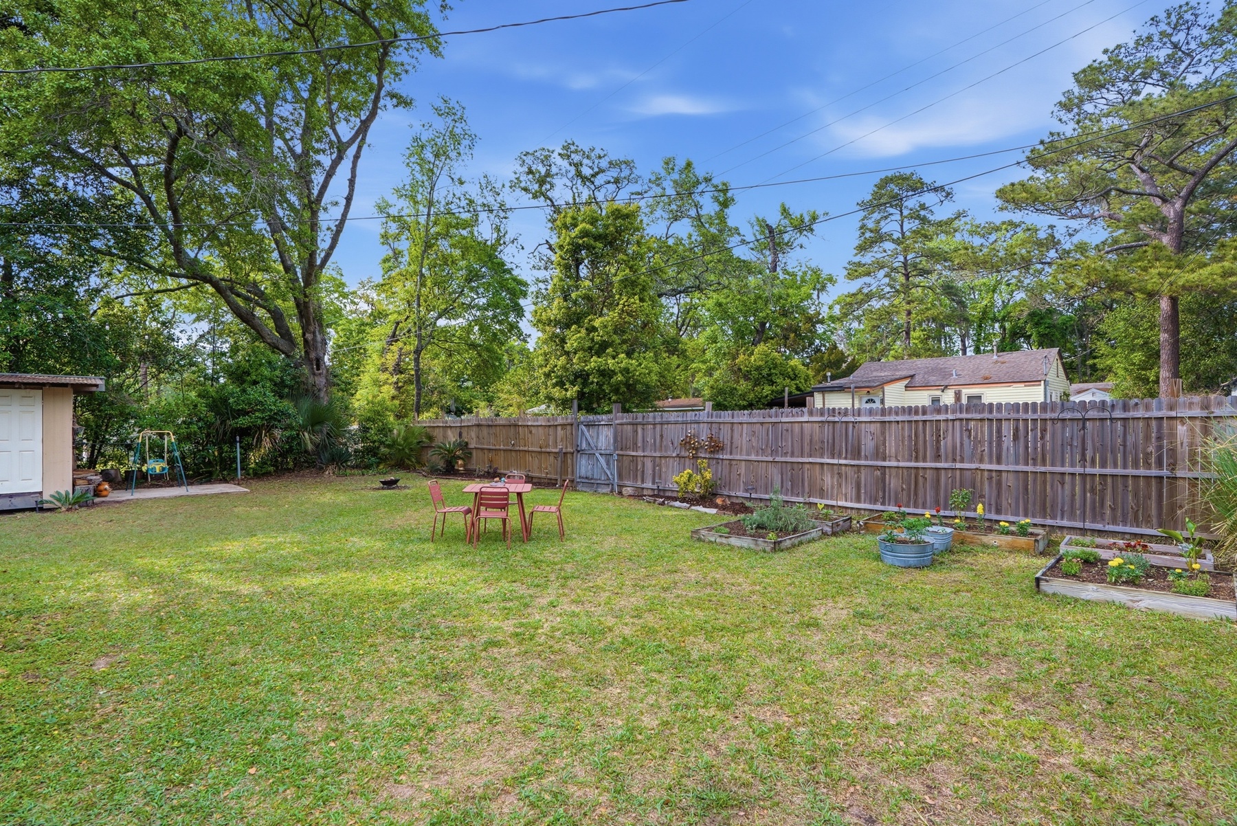 2206 East 60th Street