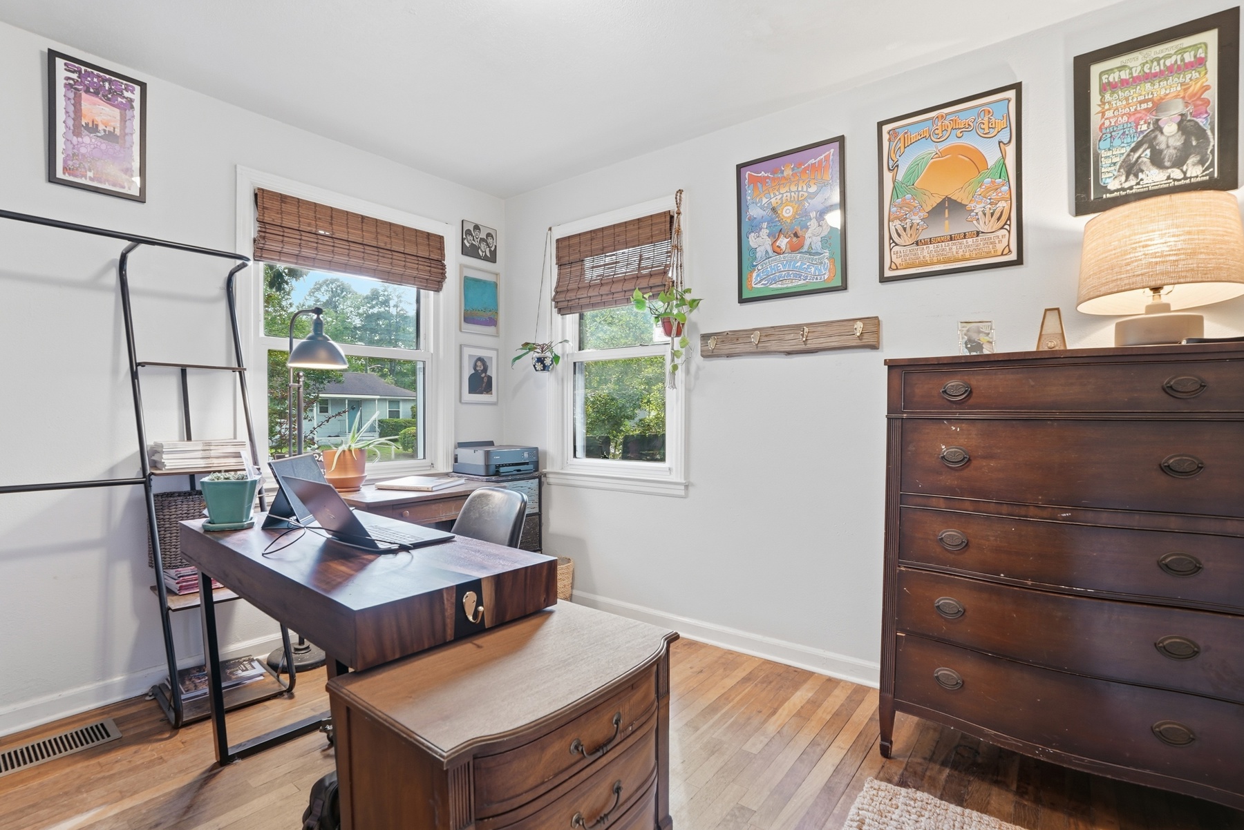 2206 East 60th Street