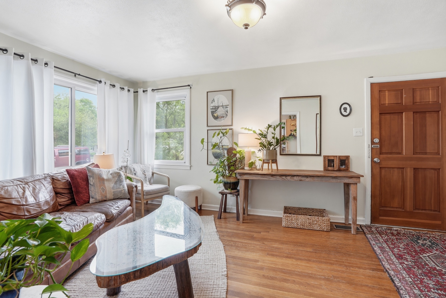 2206 East 60th Street