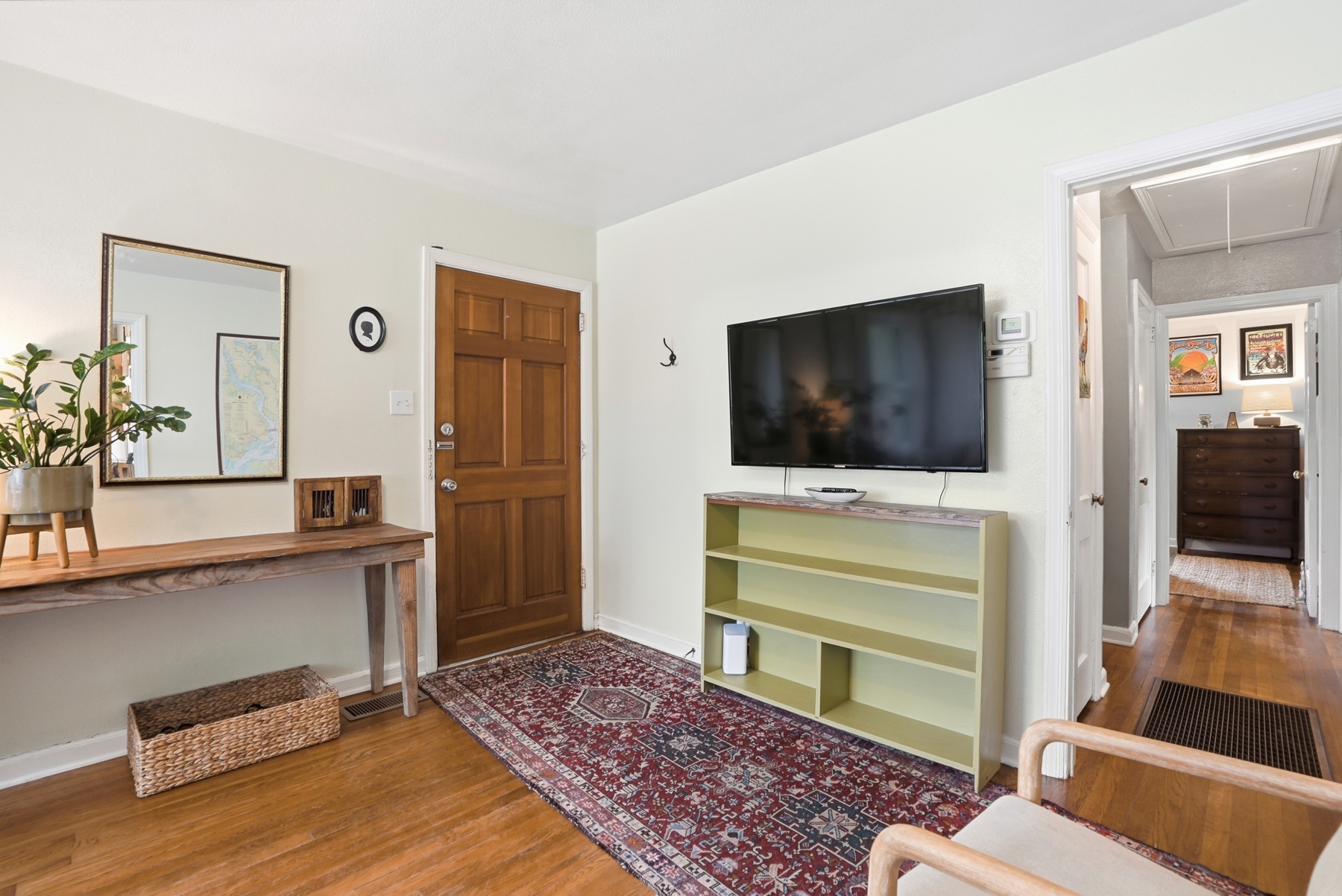 2206 East 60th Street