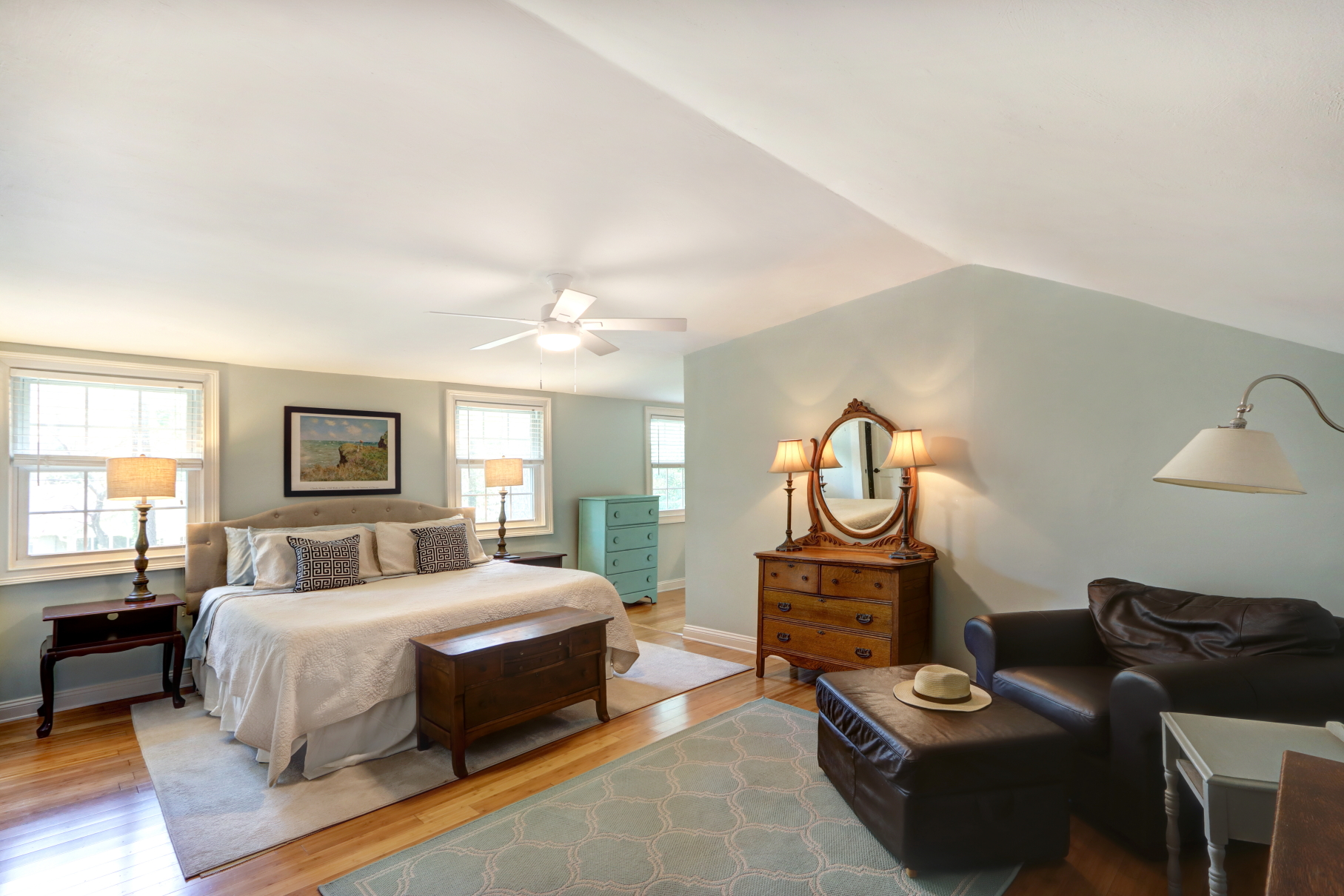 423 E 57th Street