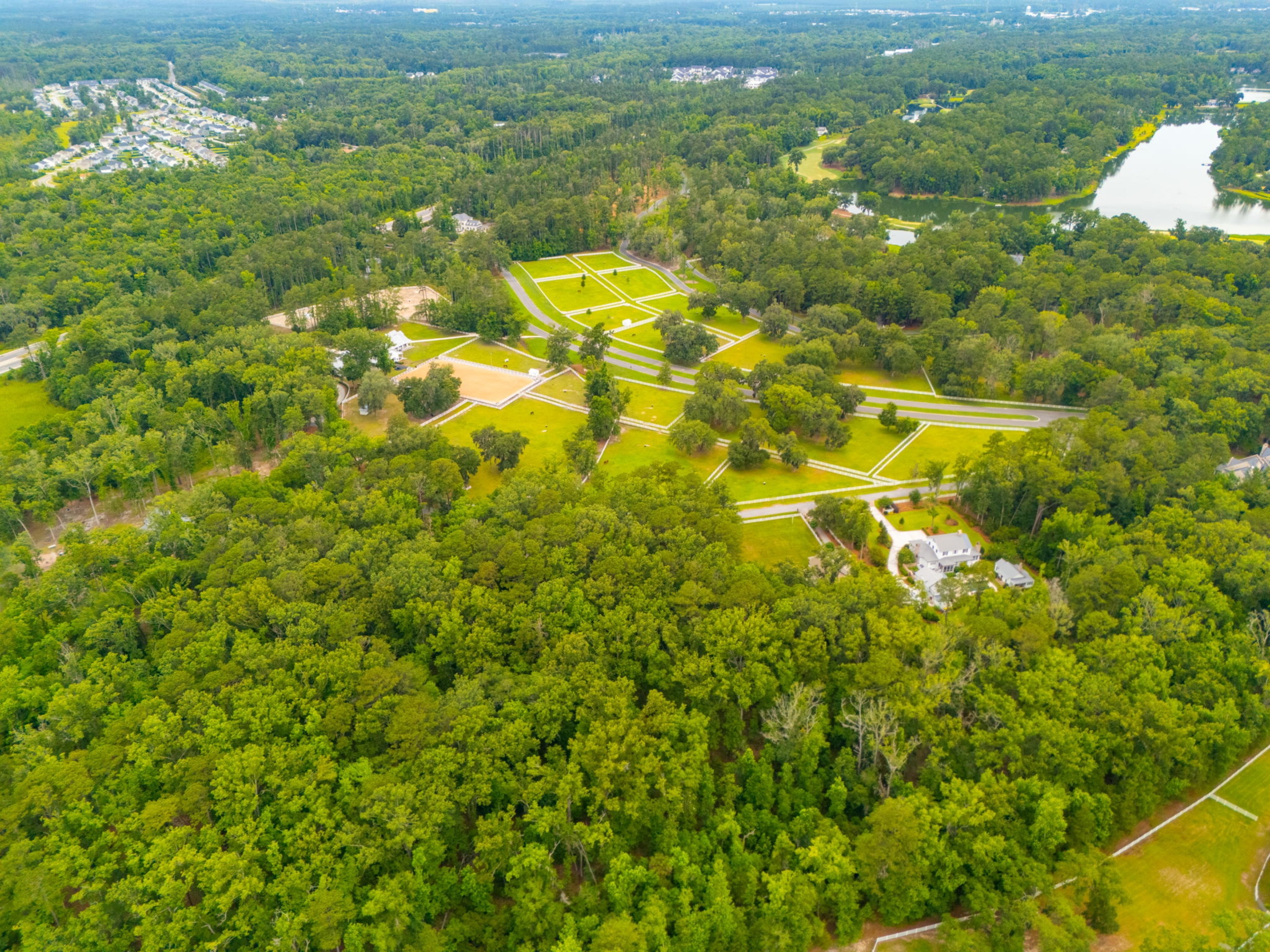 125 Travelers Way
