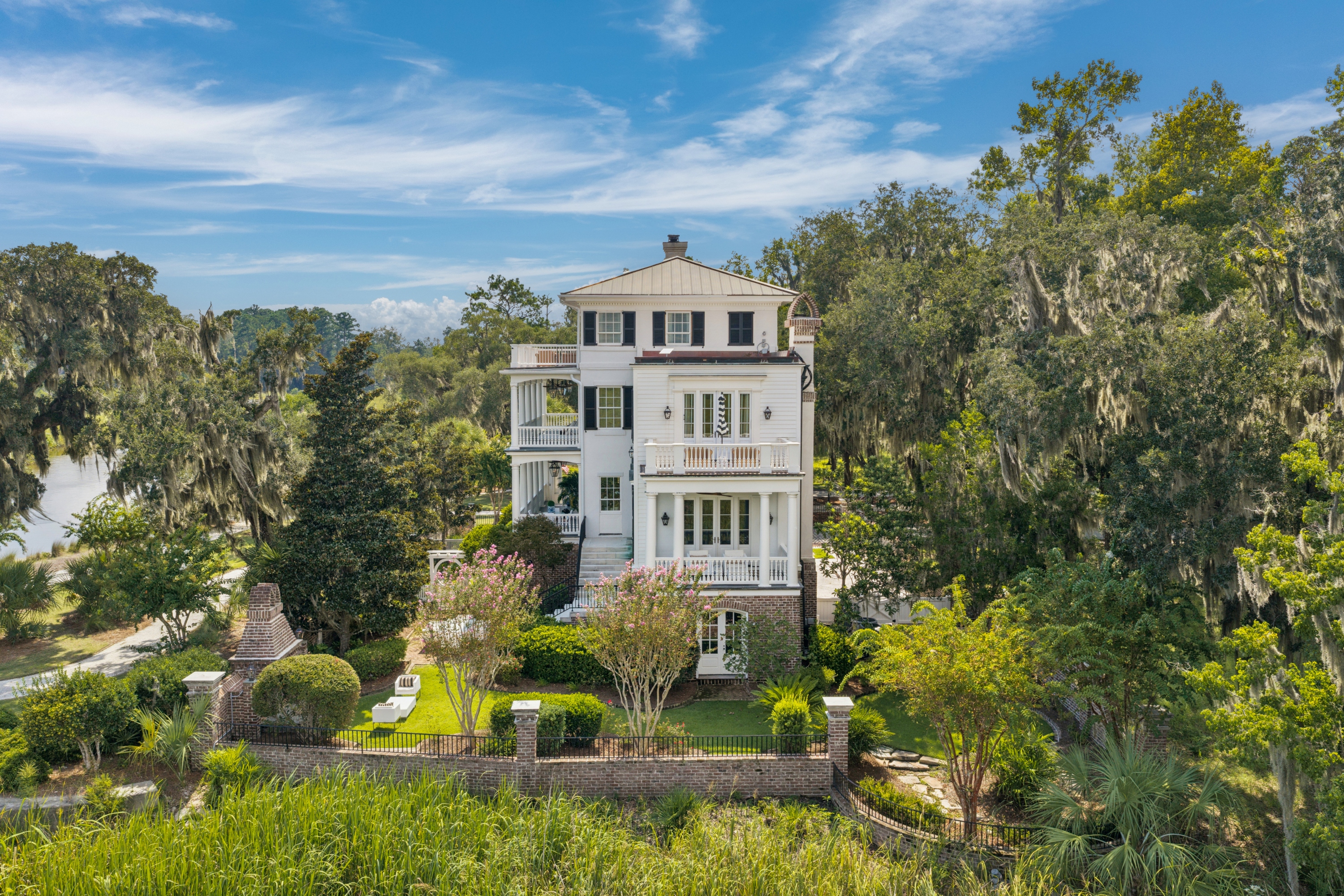 733 McAllister
