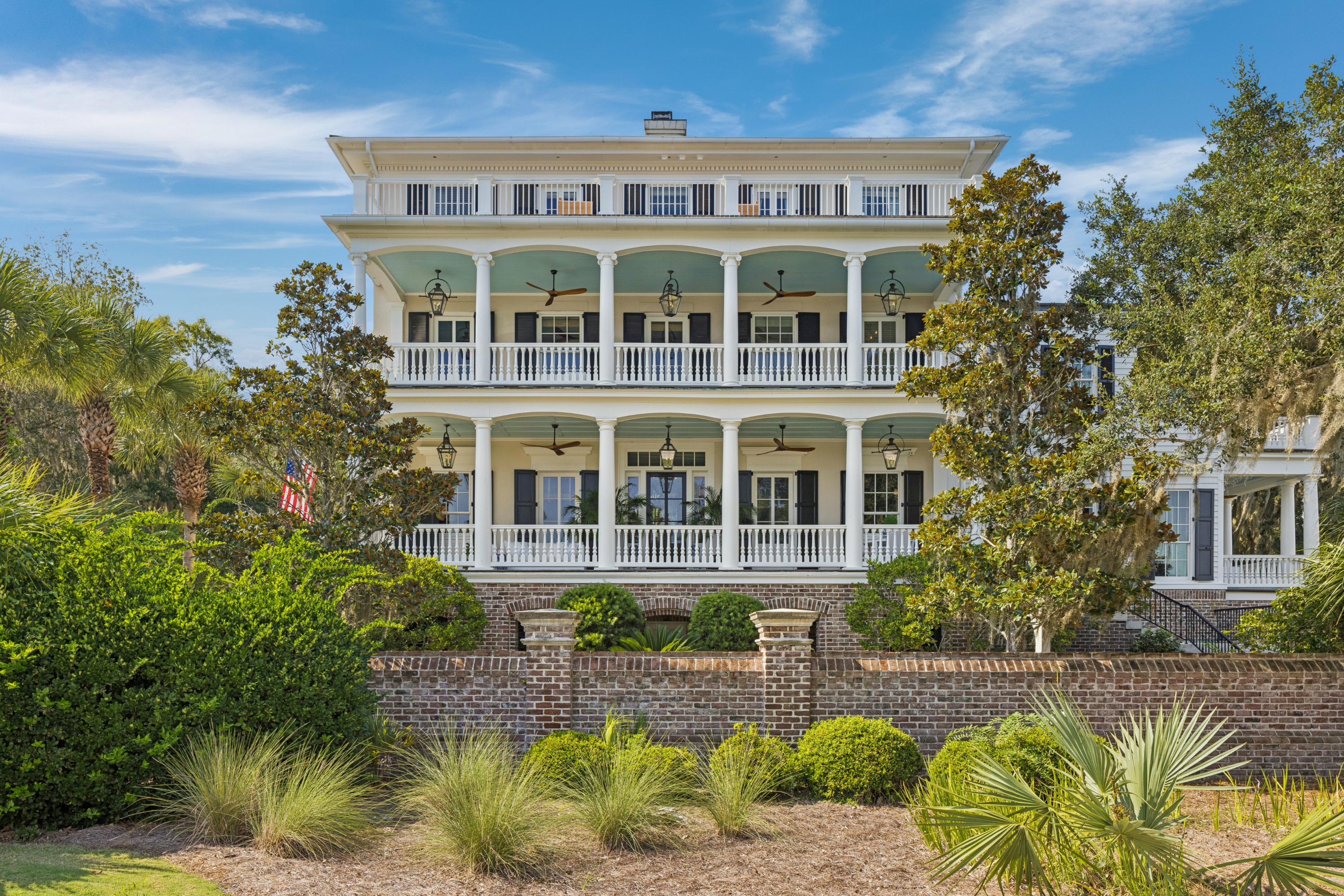 733 McAllister
