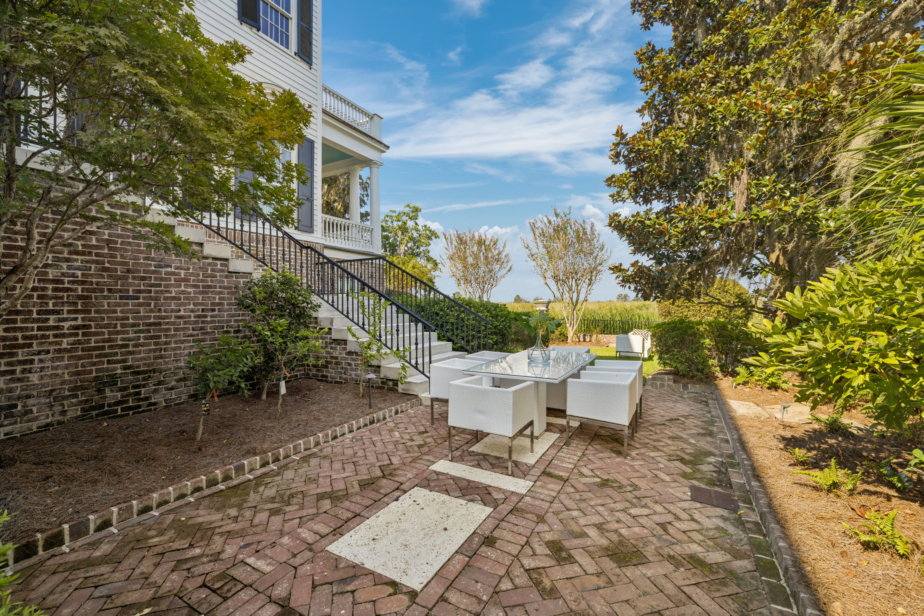 733 McAllister