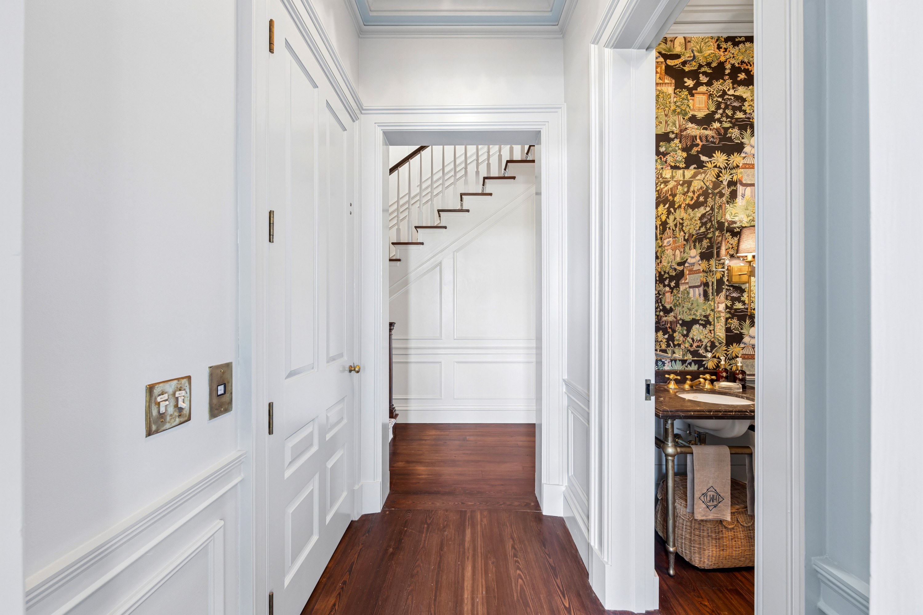 733 McAllister