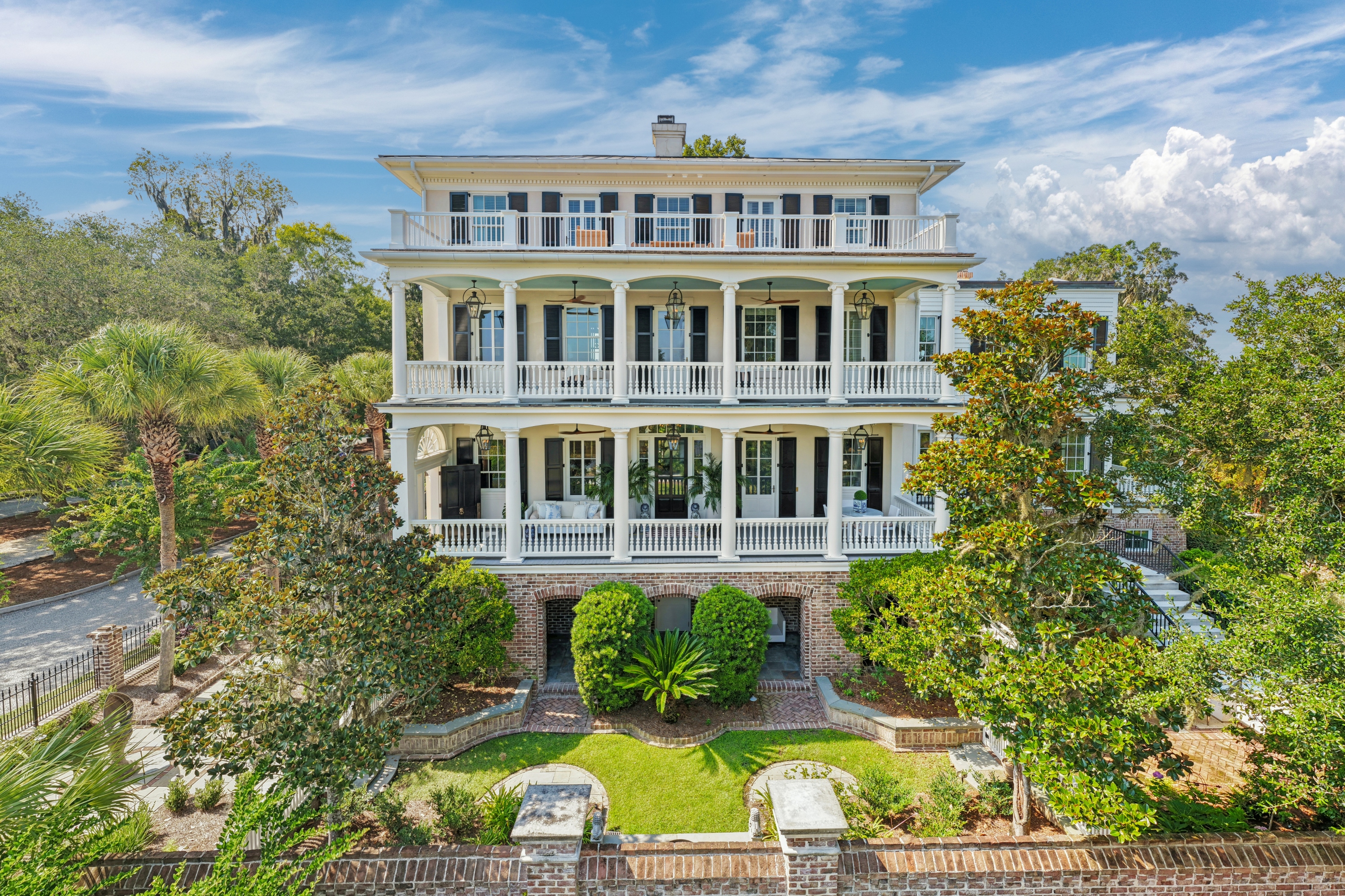 733 McAllister