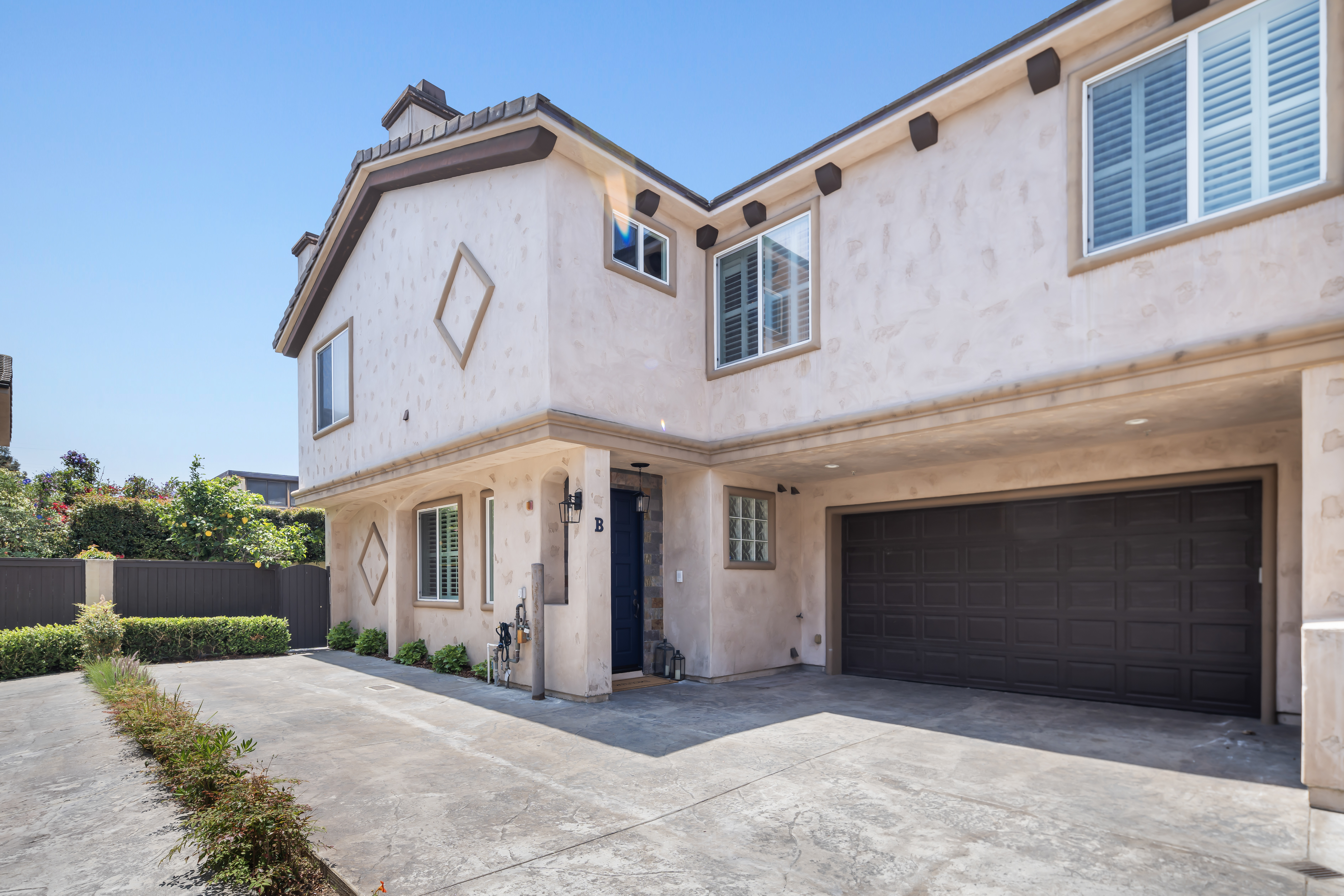 2002 Plant Avenue Unit B 