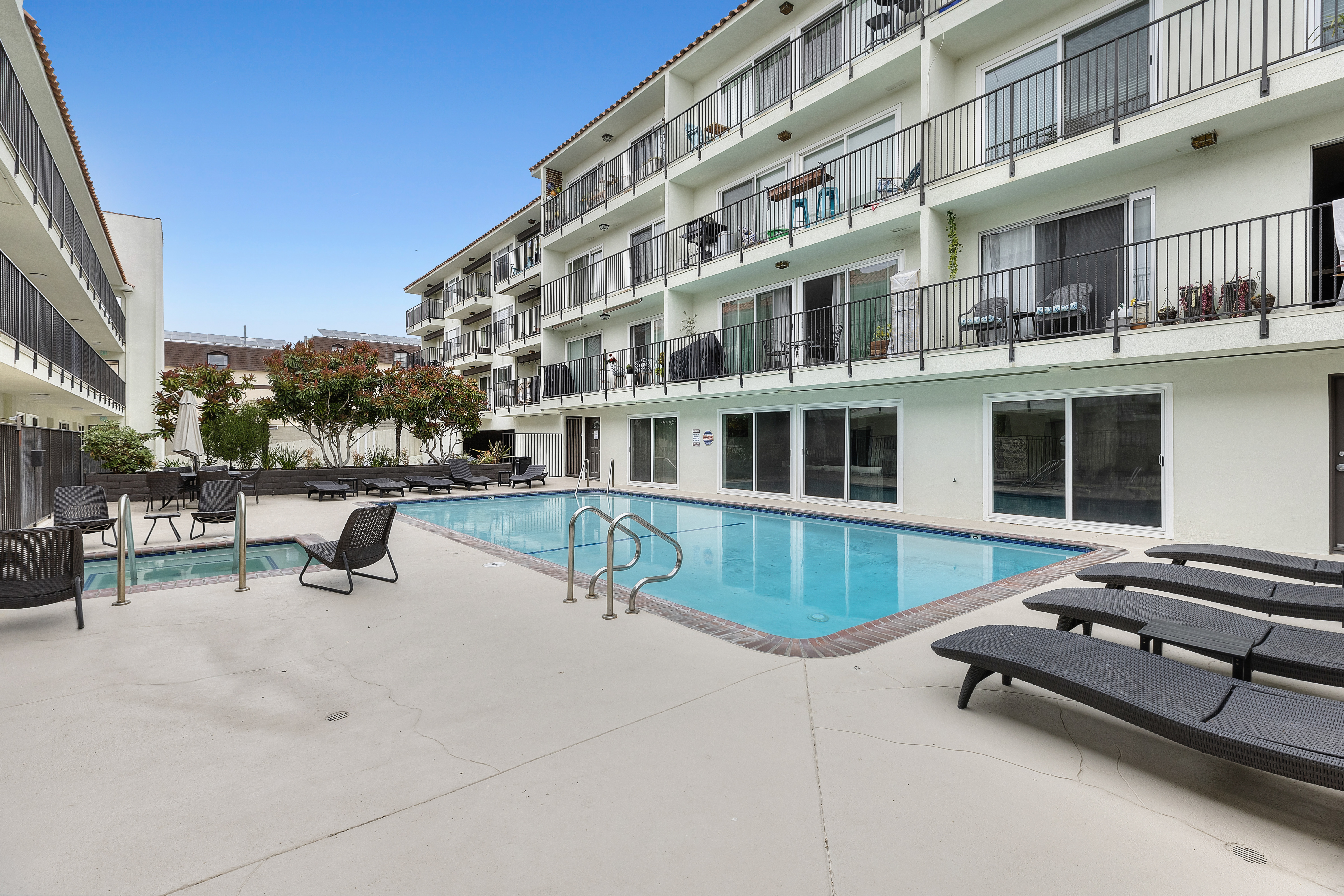 1720 Ardmore Avenue #118 