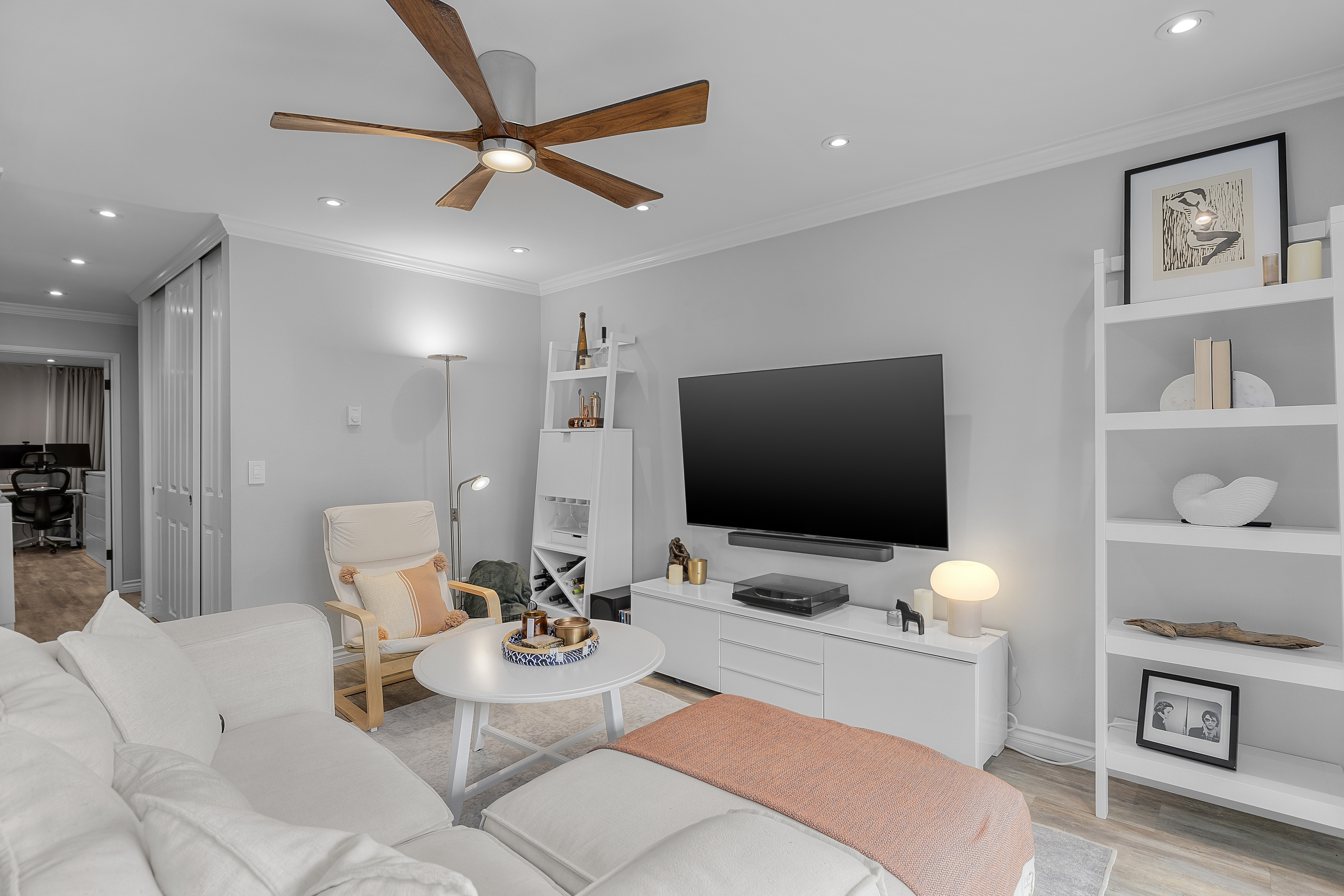 1720 Ardmore Avenue #118 