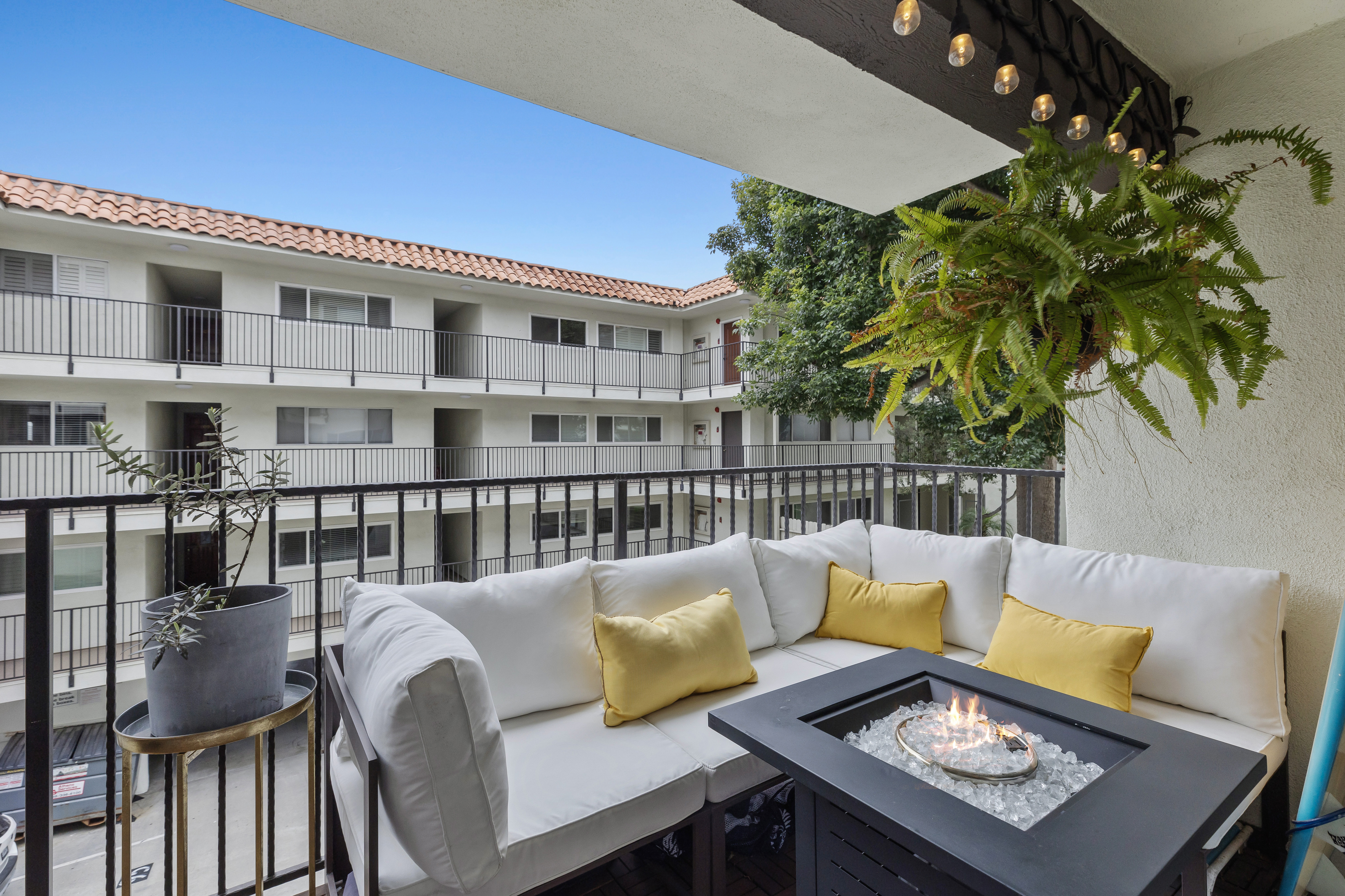 1720 Ardmore Avenue #118 