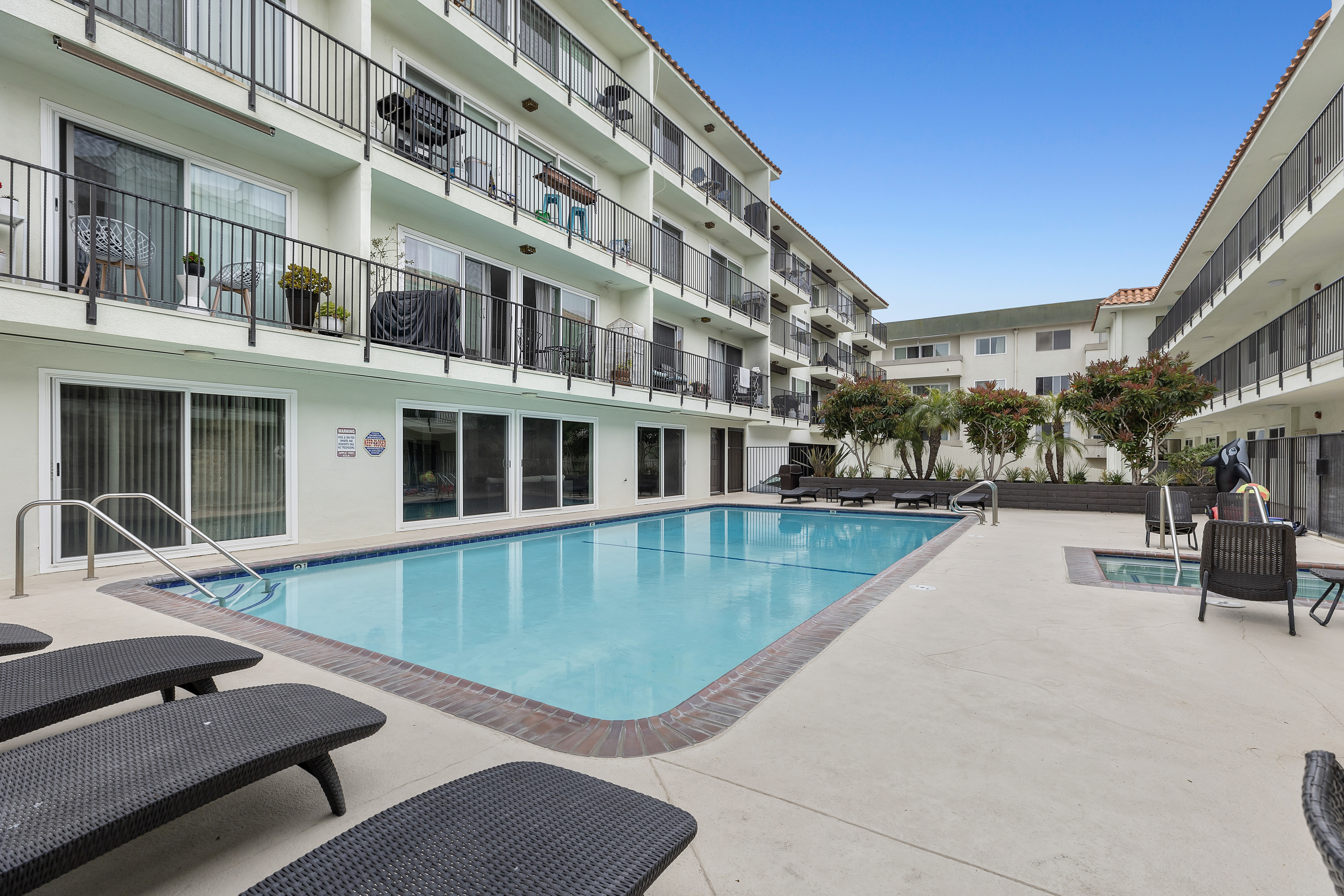 1720 Ardmore Avenue #118 