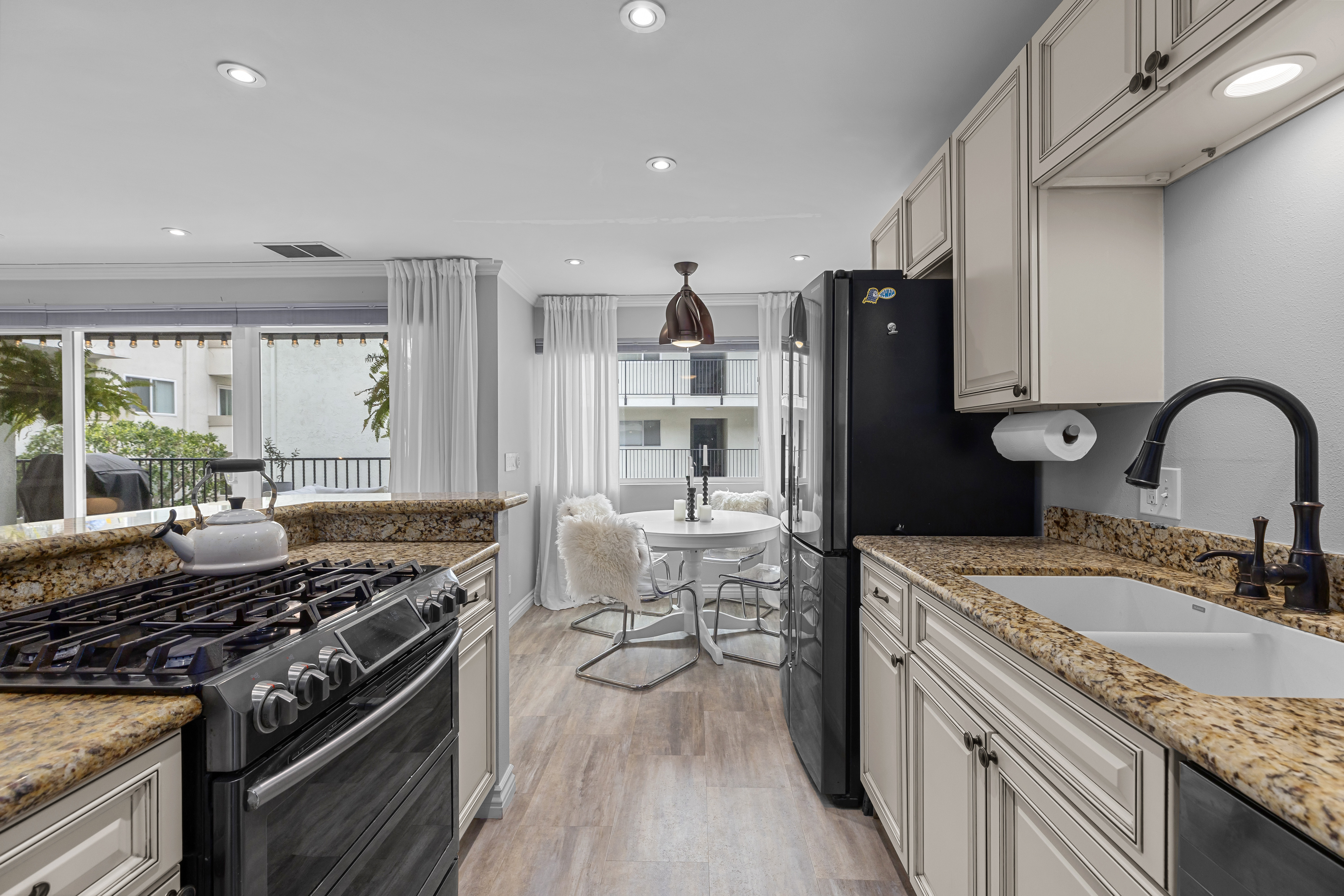 1720 Ardmore Avenue #118 