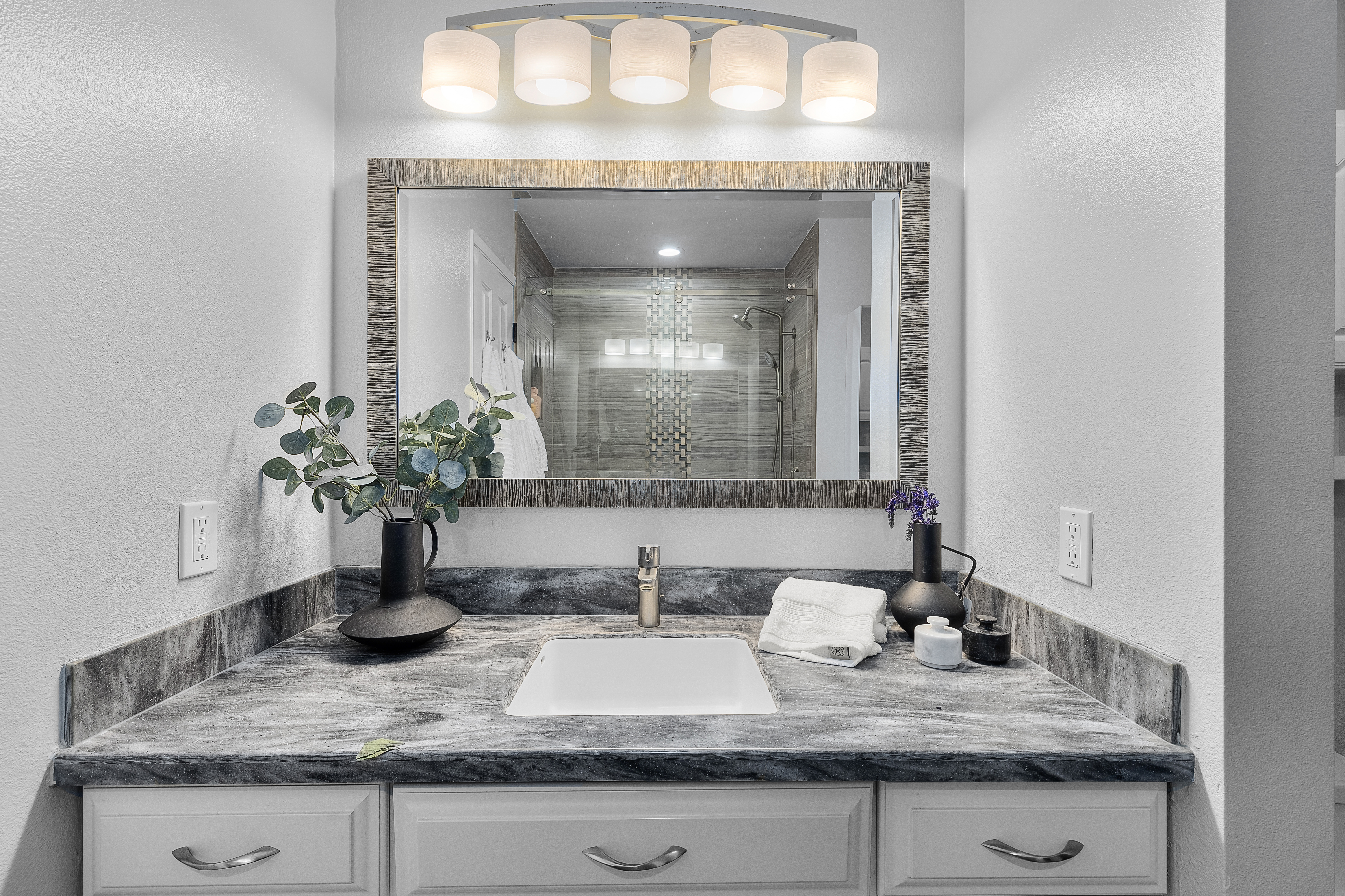 1720 Ardmore Avenue #118 