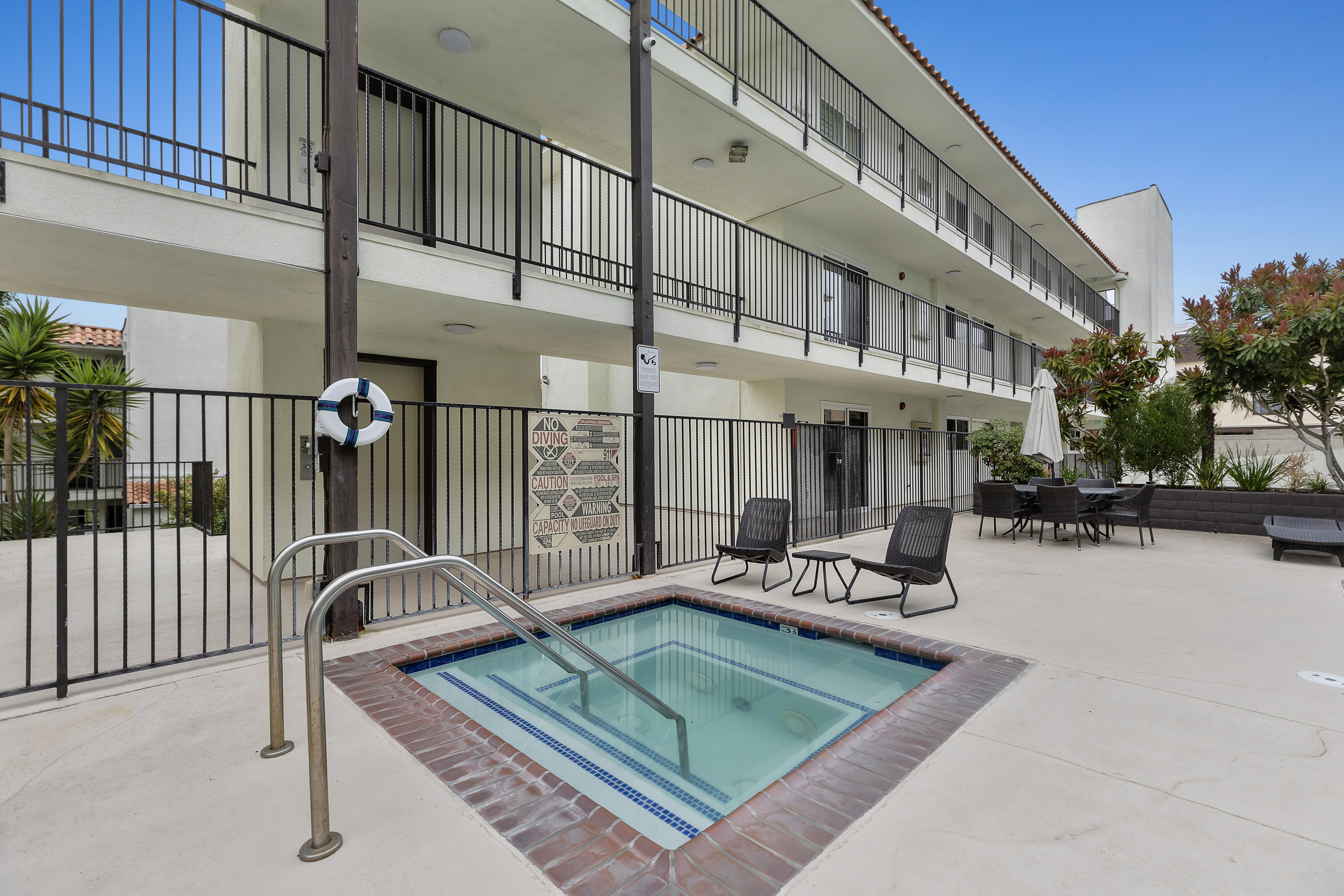 1720 Ardmore Avenue #118 