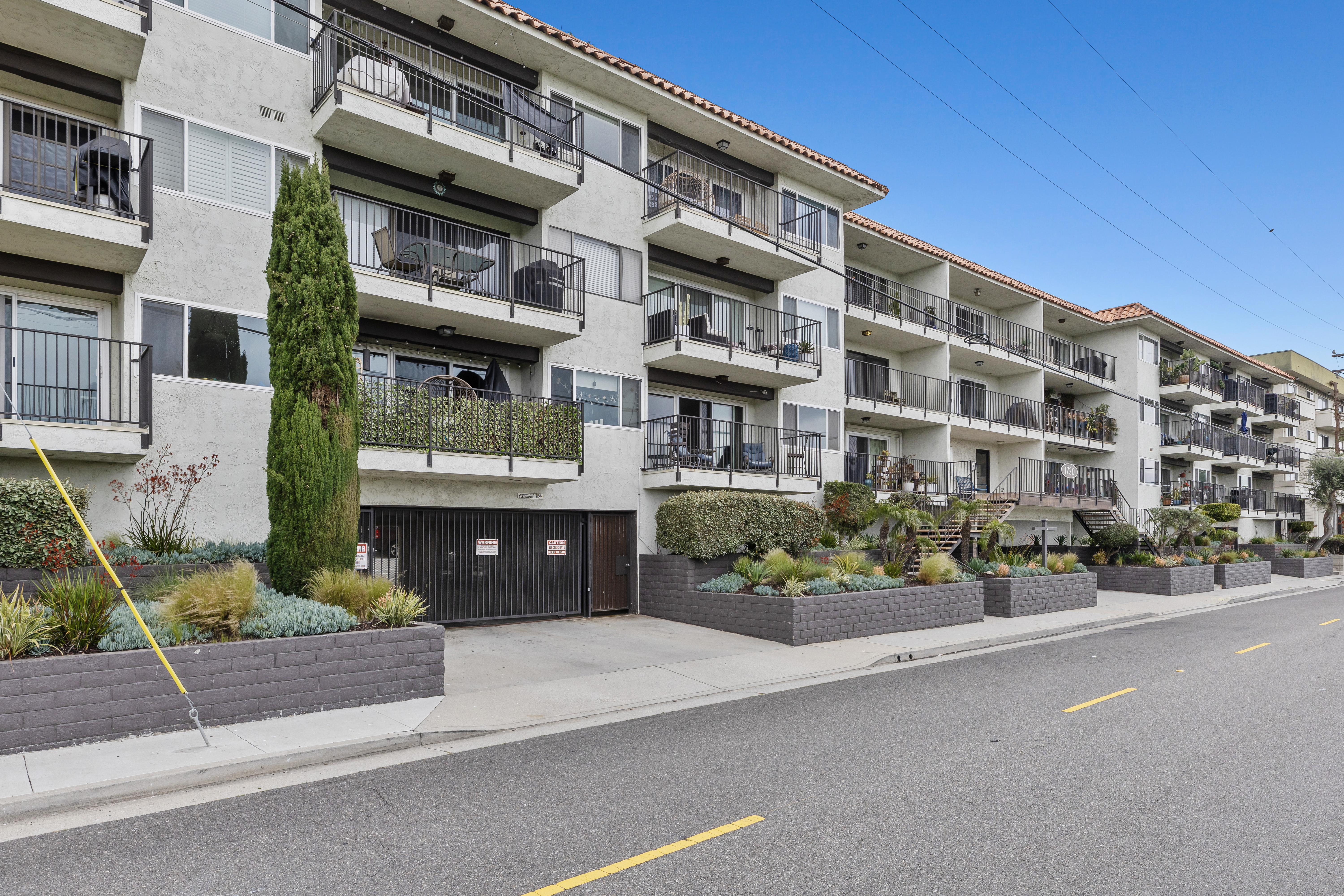 1720 Ardmore Avenue #118 