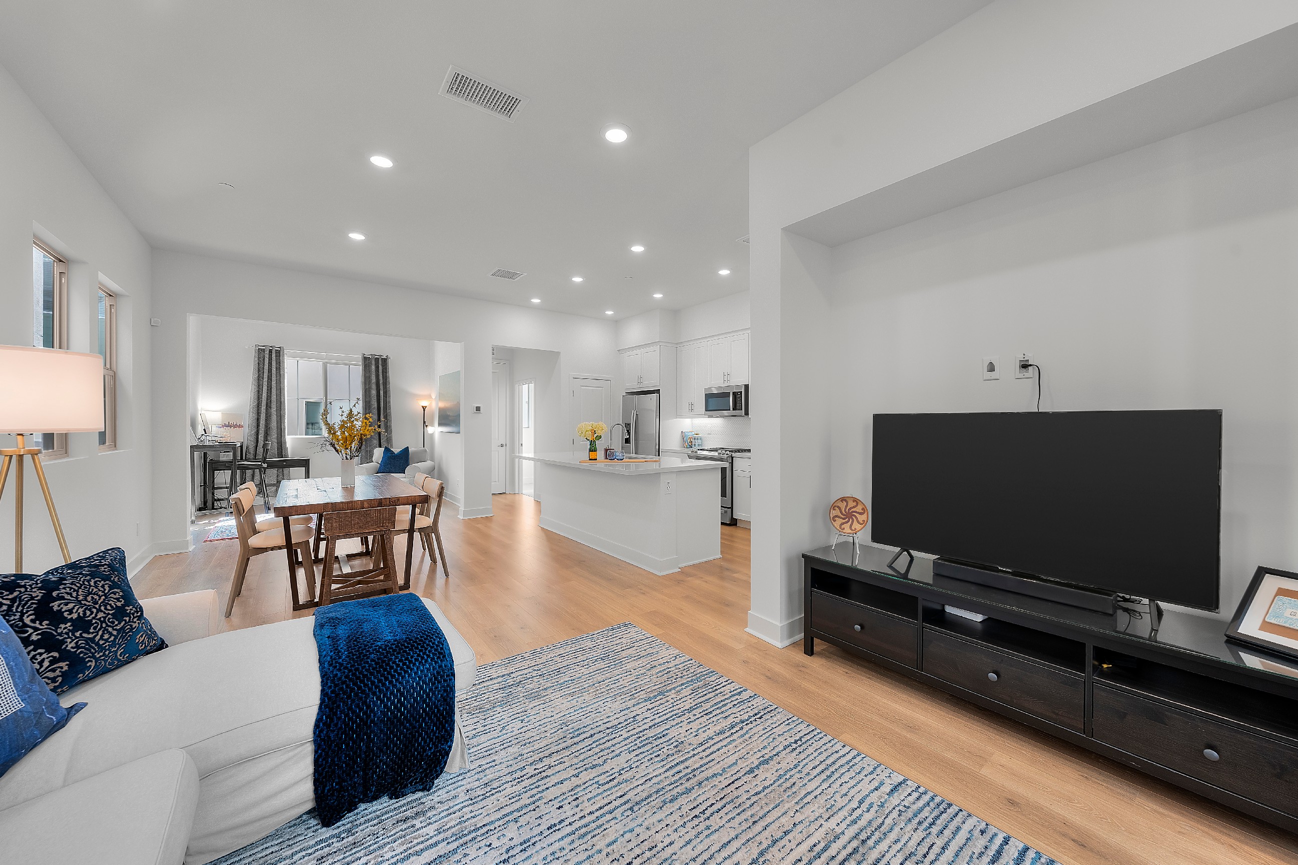 1639 Hornet Drive 