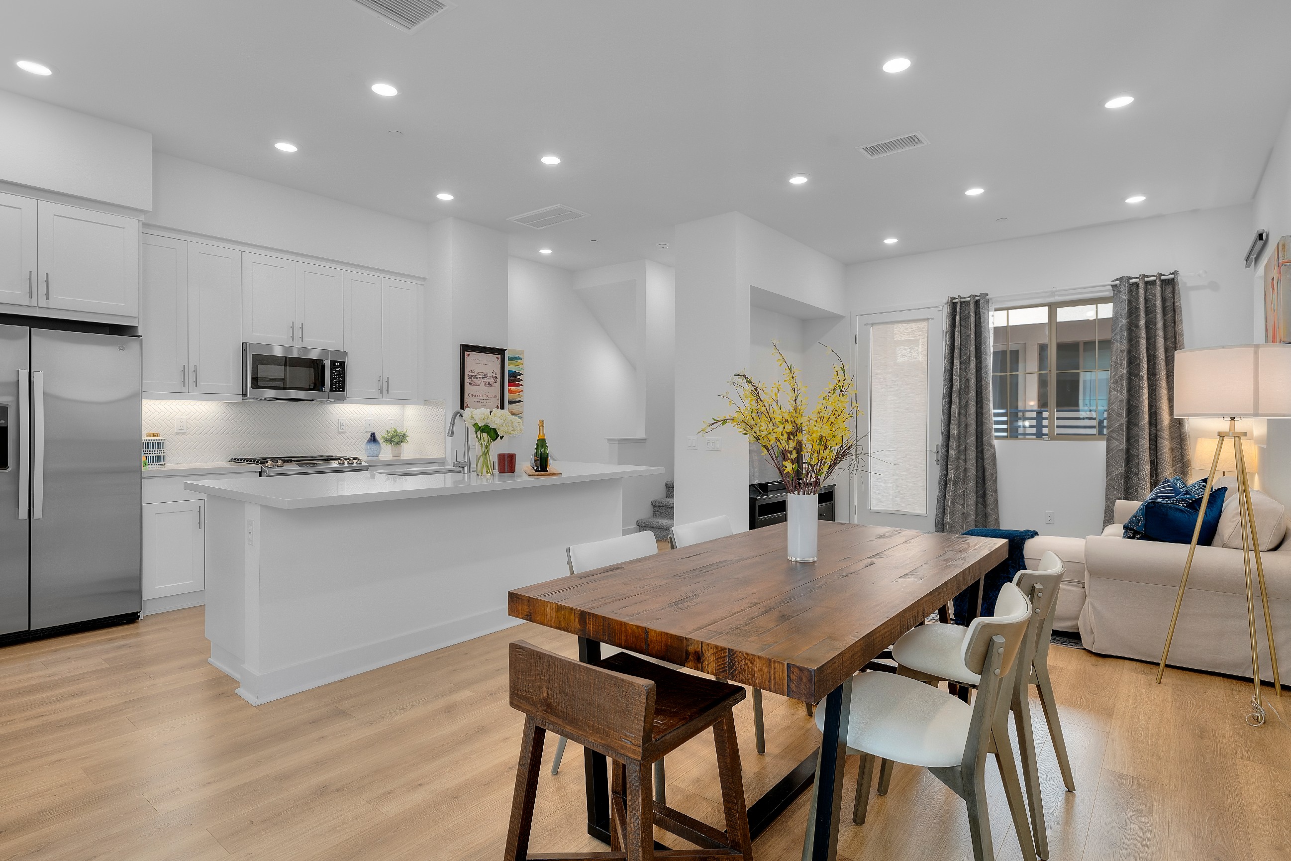 1639 Hornet Drive 