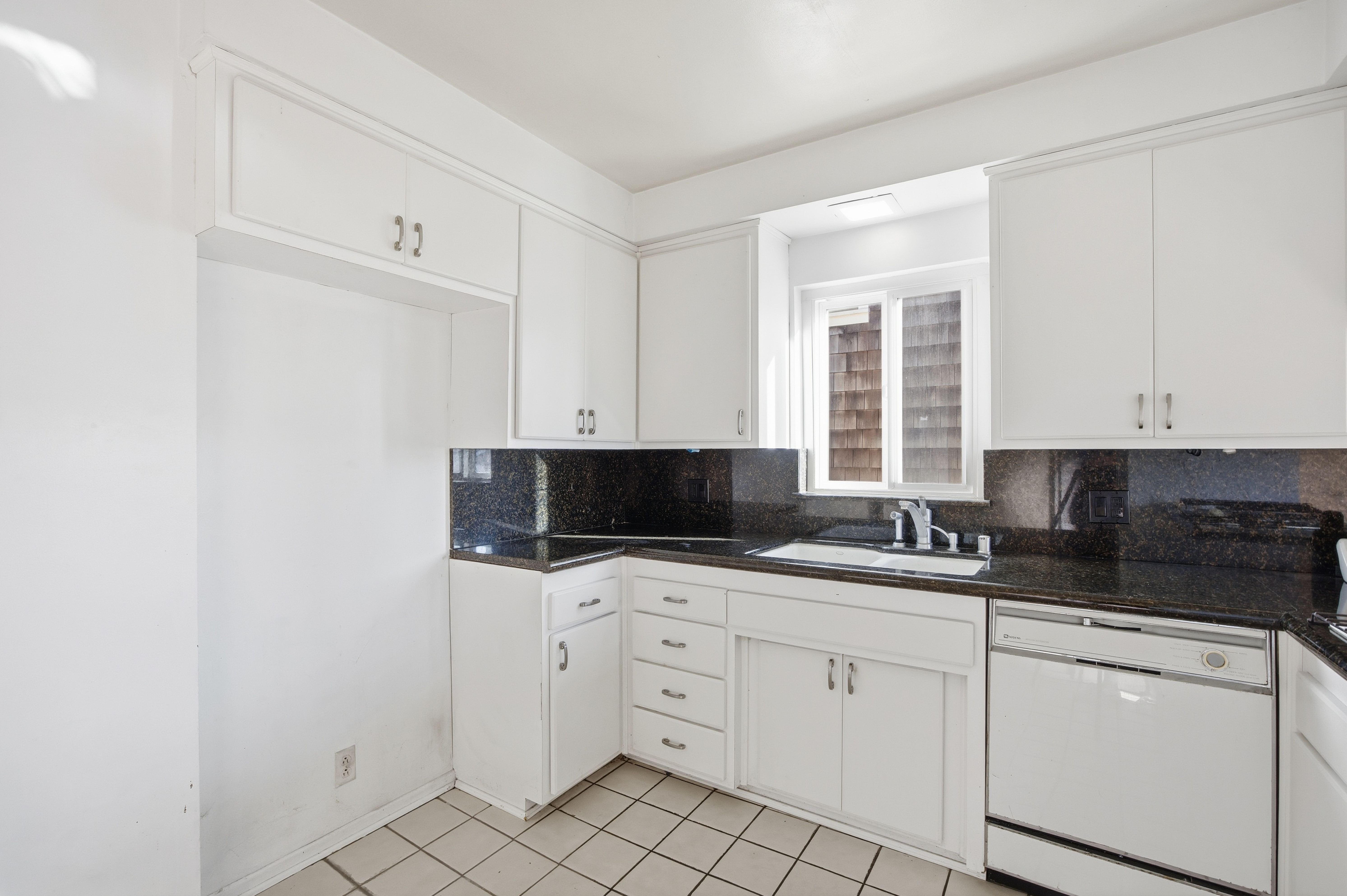 1902 Highland Avenue 