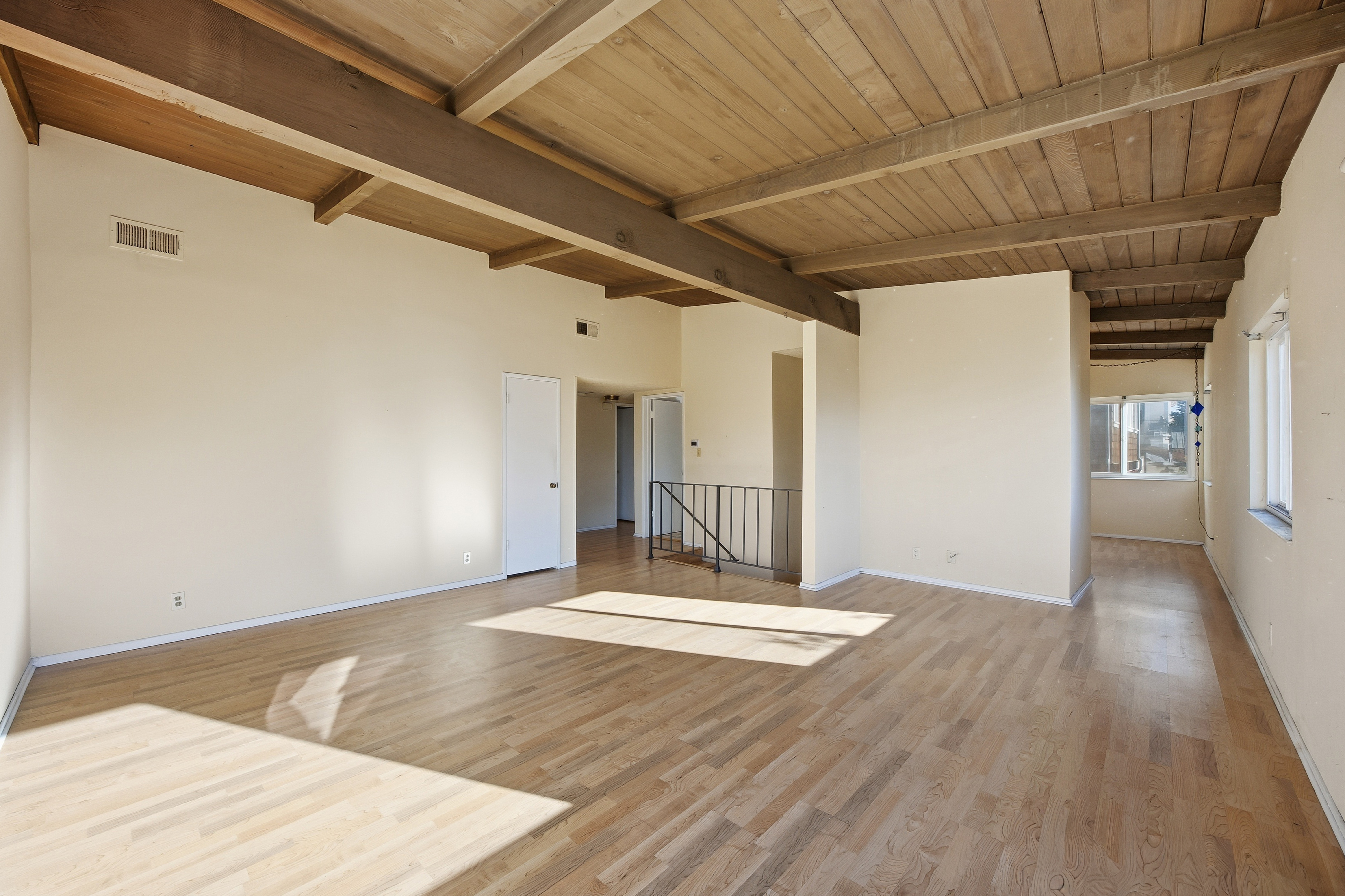 1902 Highland Avenue 