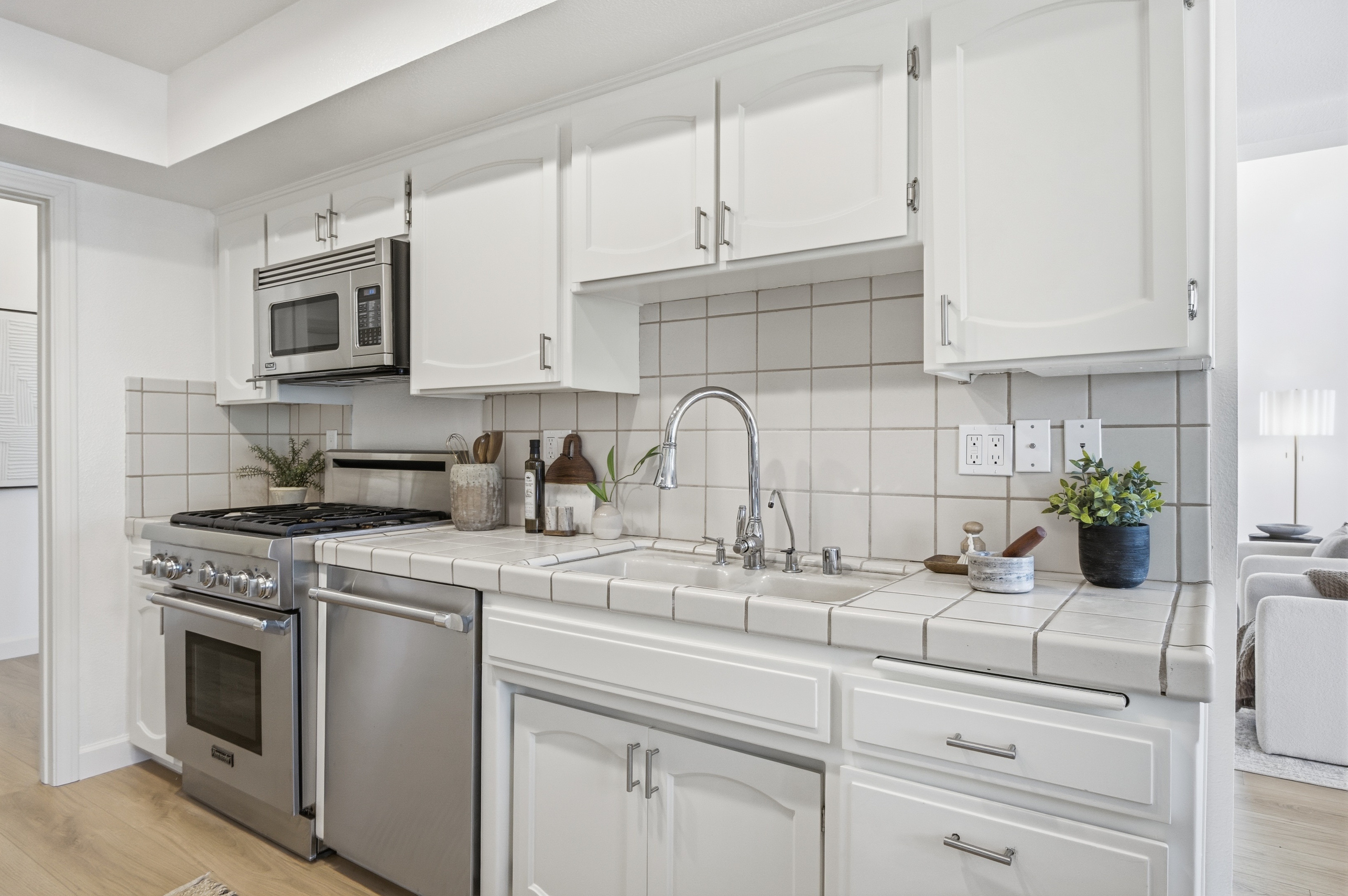 11737 Darlington Avenue 