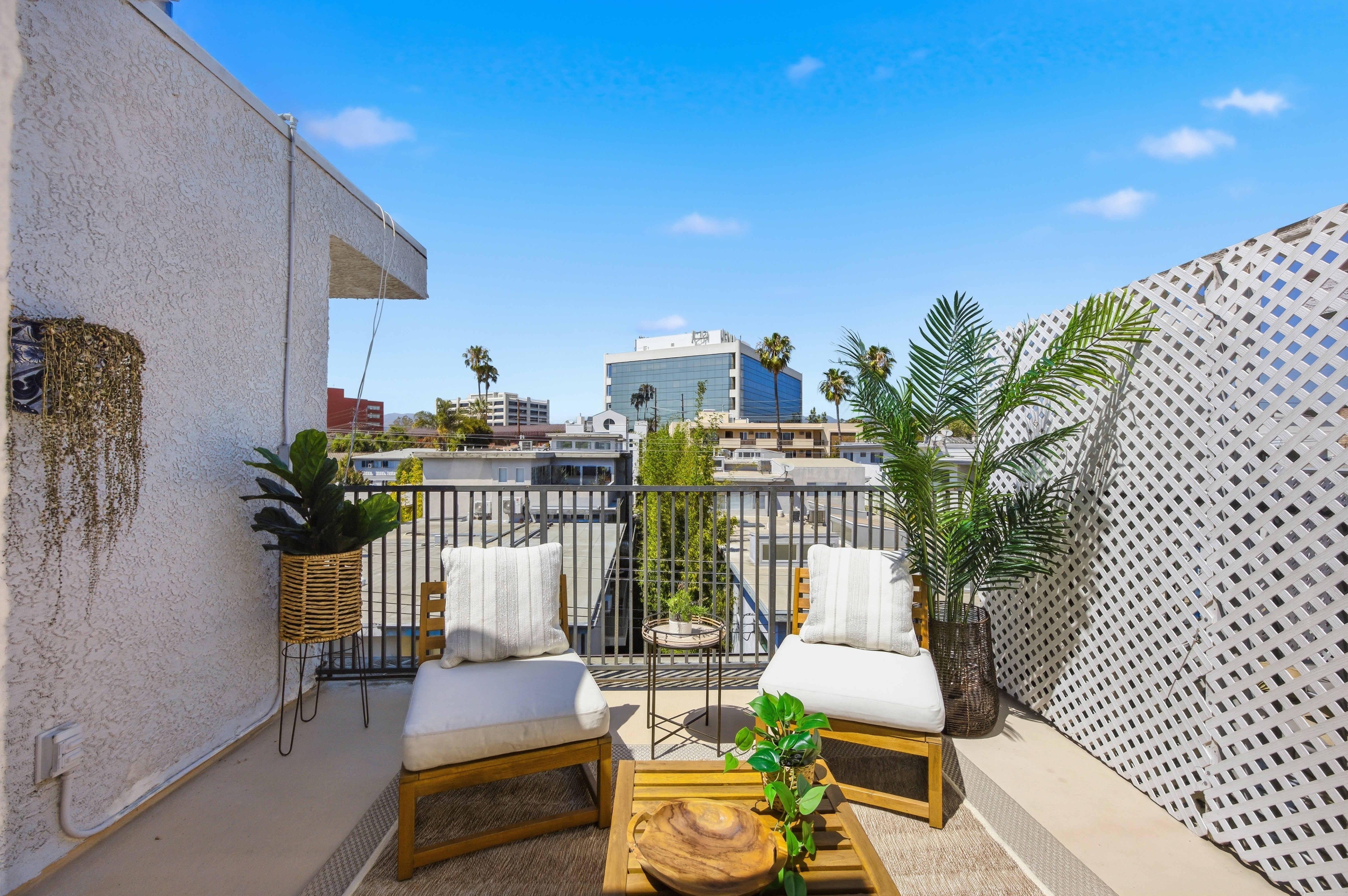 11737 Darlington Avenue 