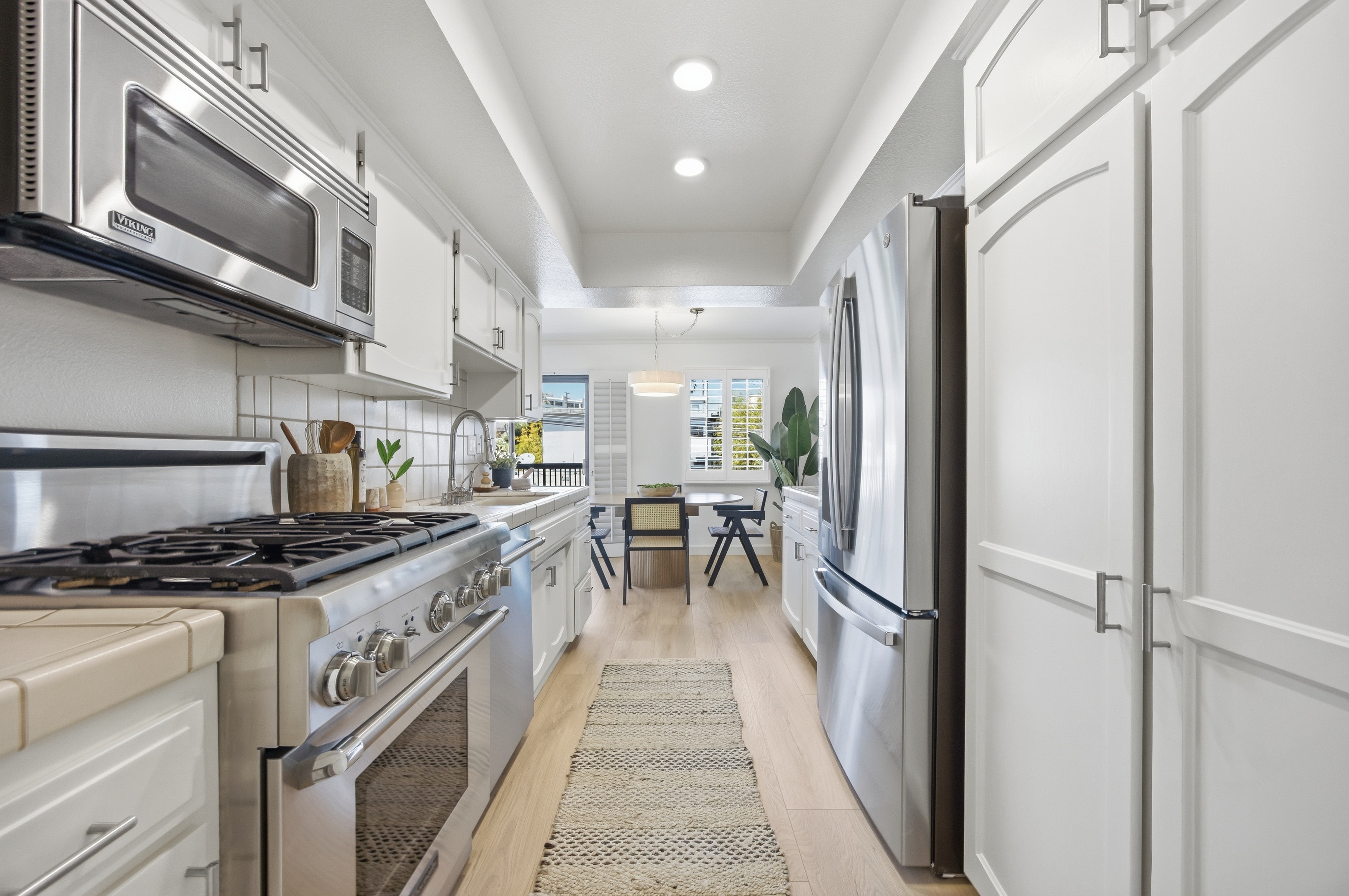 11737 Darlington Avenue 