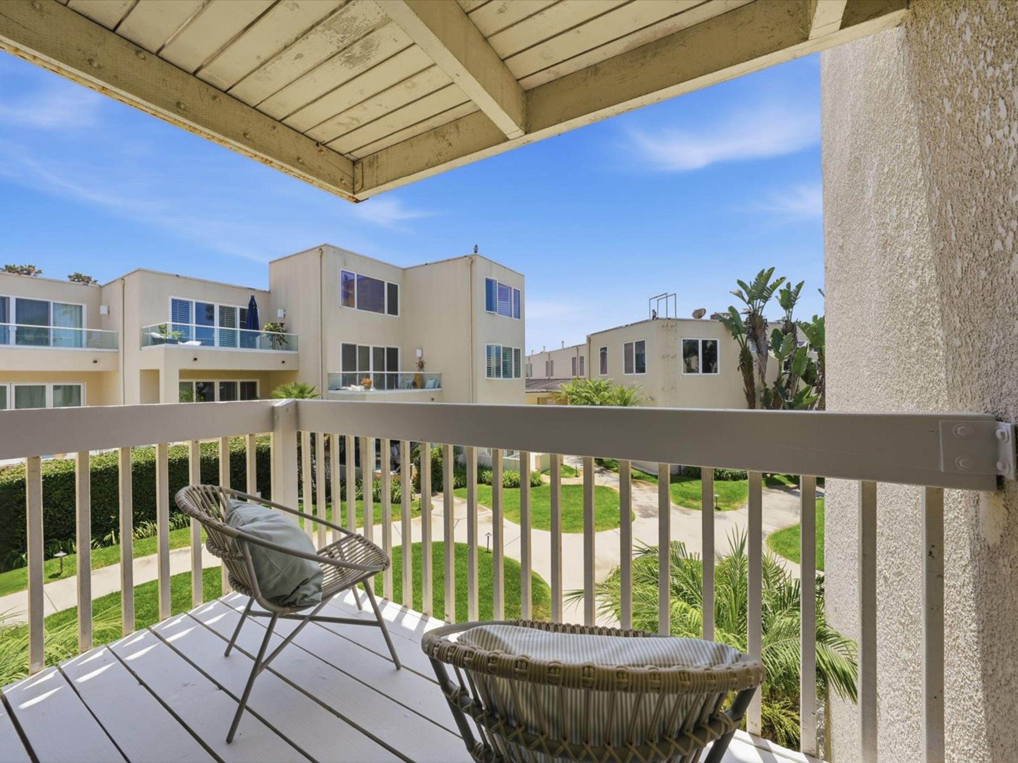 7301 Vista Del Mar #B107 