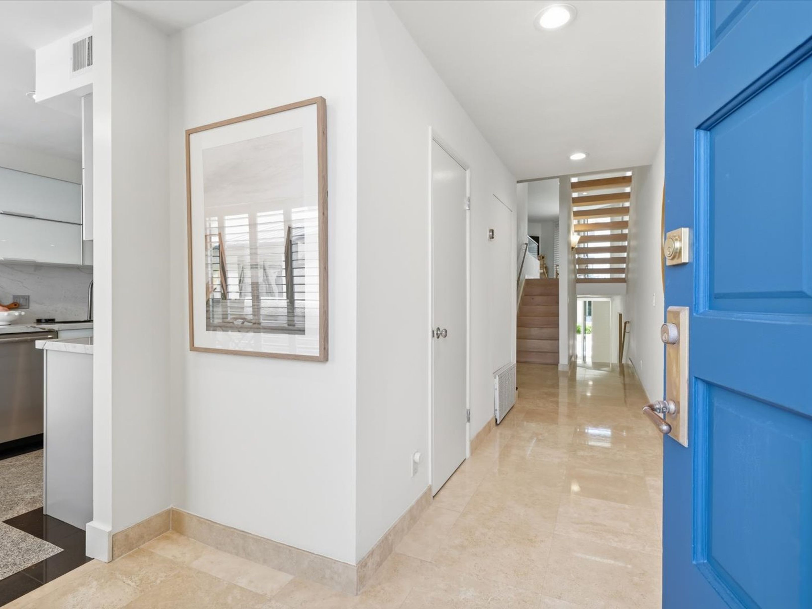 7301 Vista Del Mar #B107 
