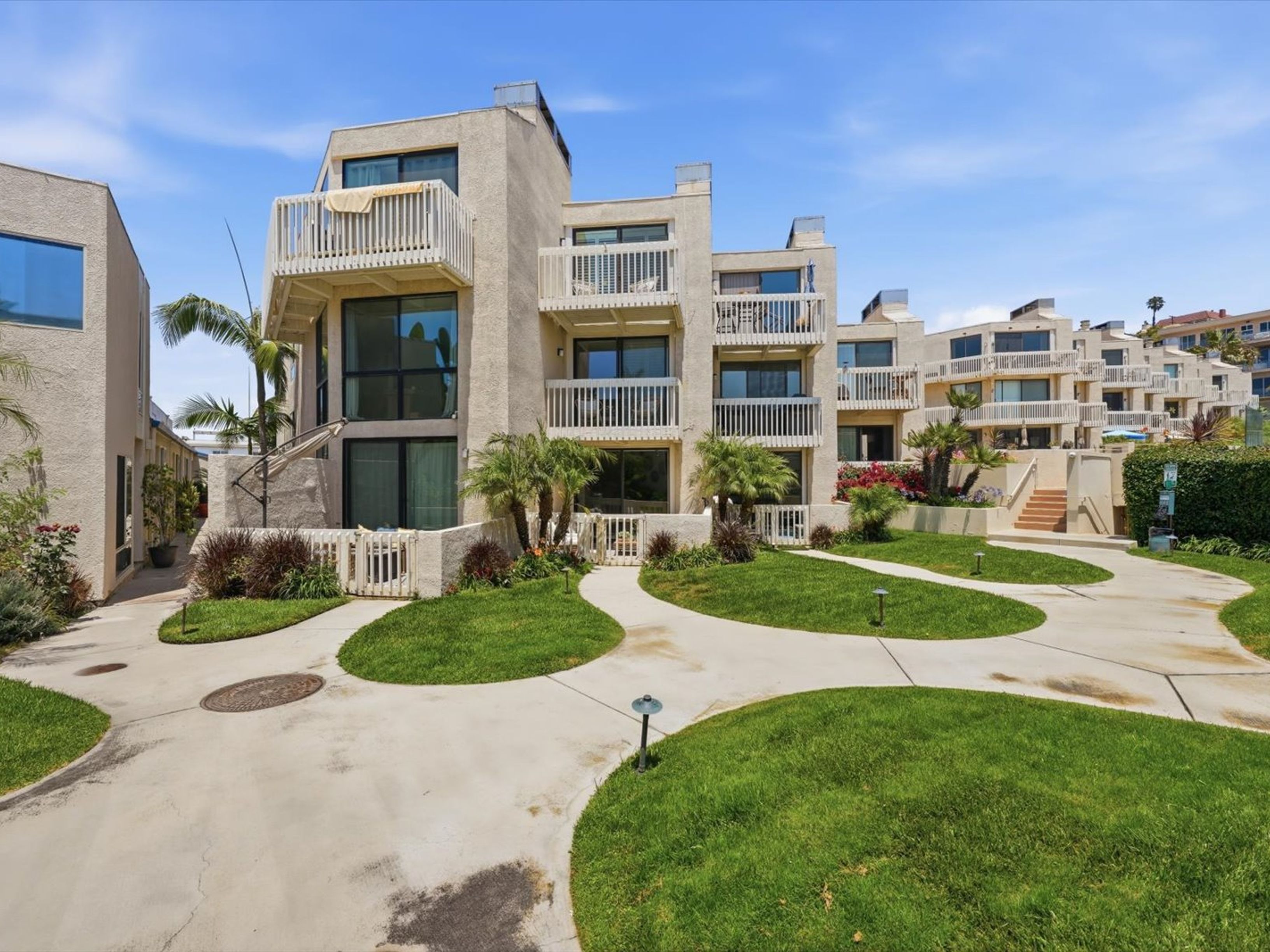 7301 Vista Del Mar #B107 