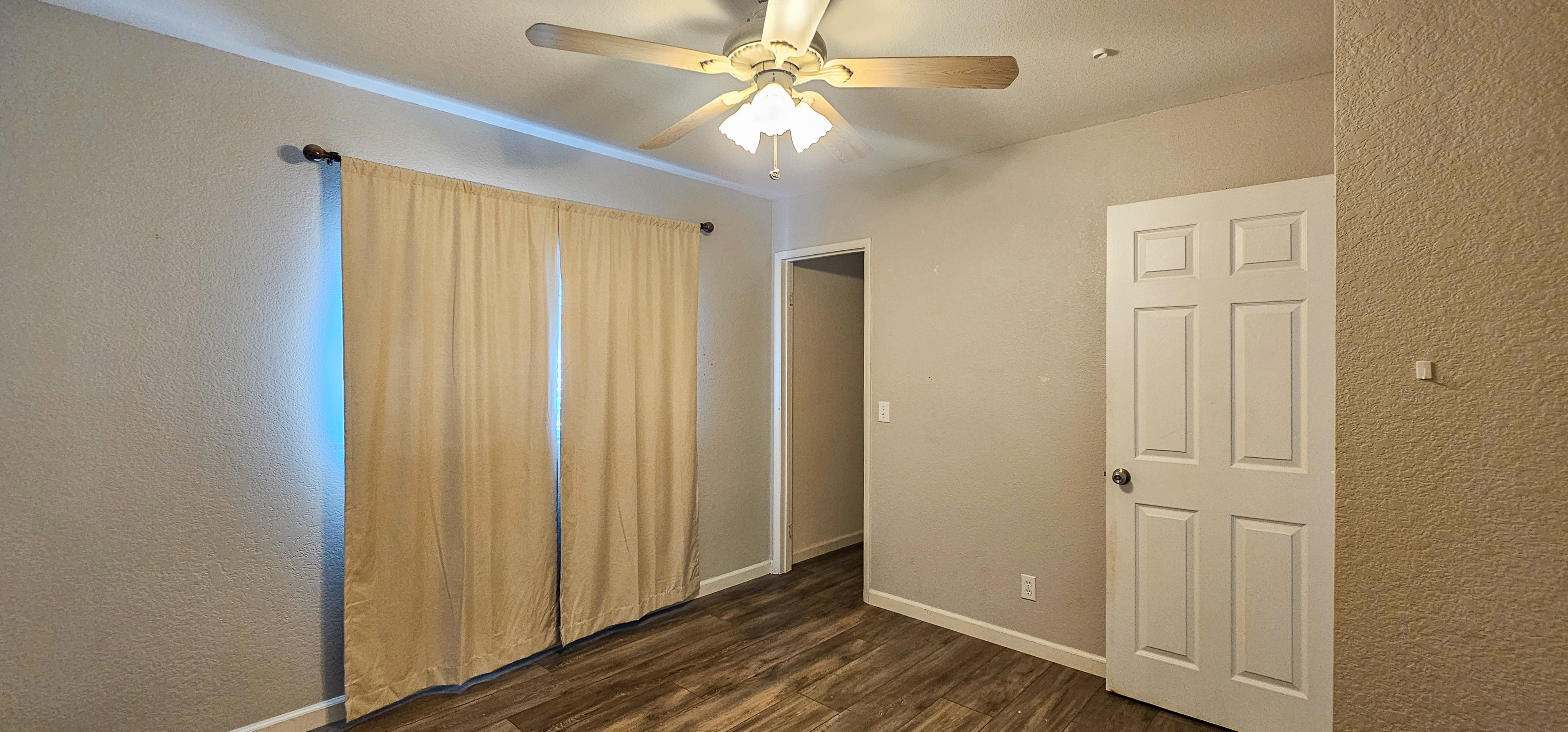 1196 Santa Ynez Ave 