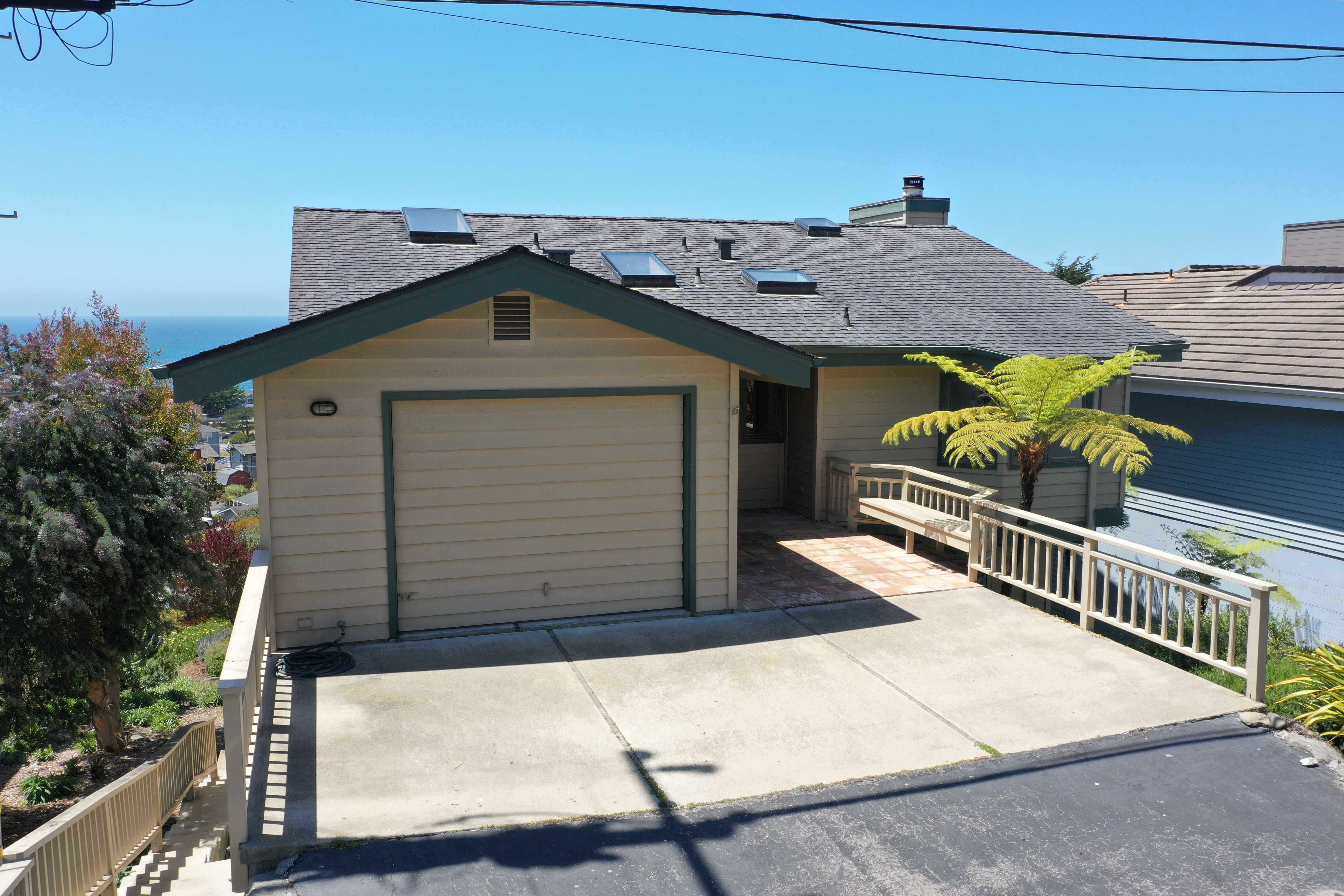 629 Ardath Dr 