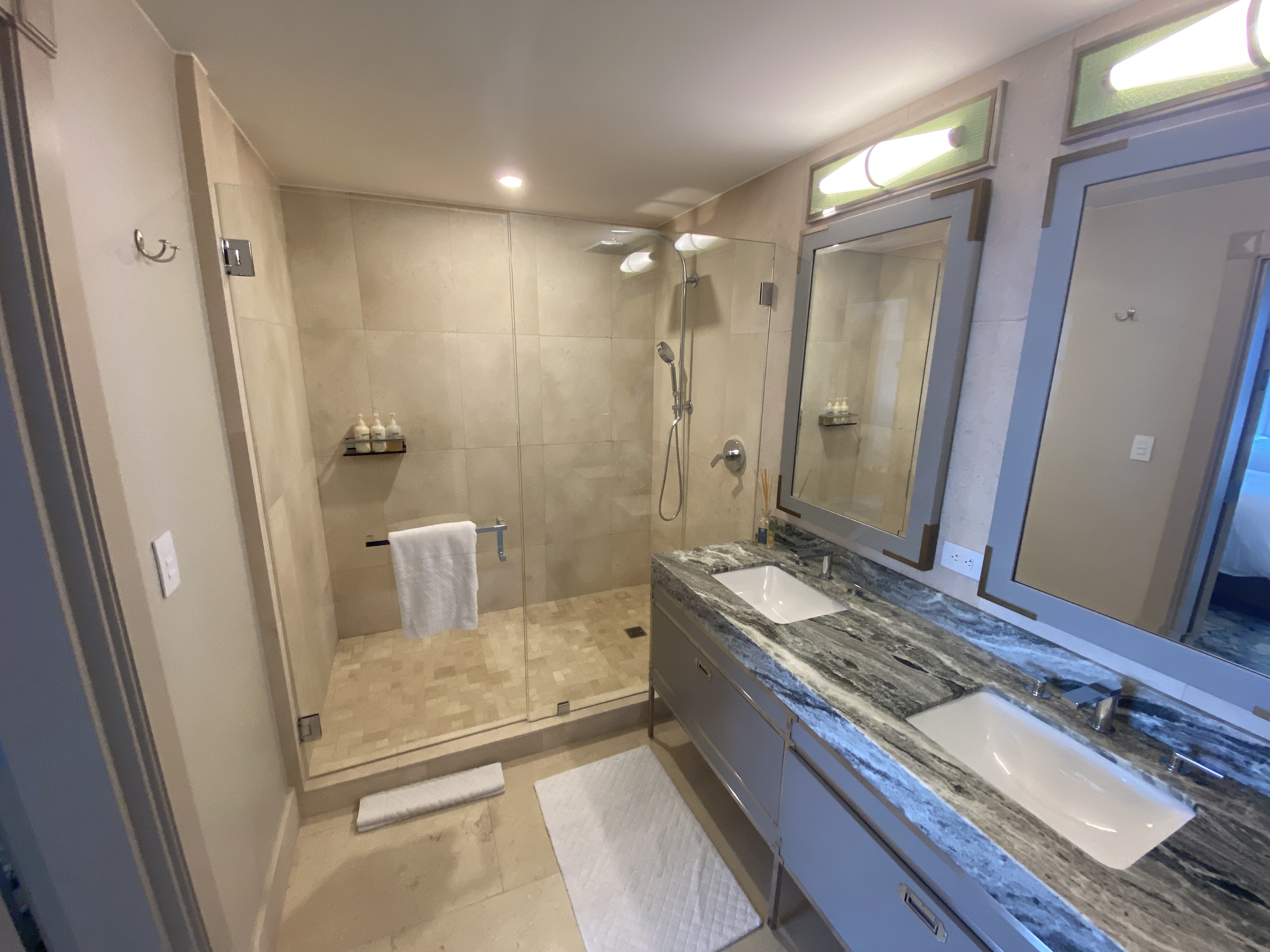 The Residences at St. Regis Bermuda - Jobson's Cove 4C  St. Catherine's Beach