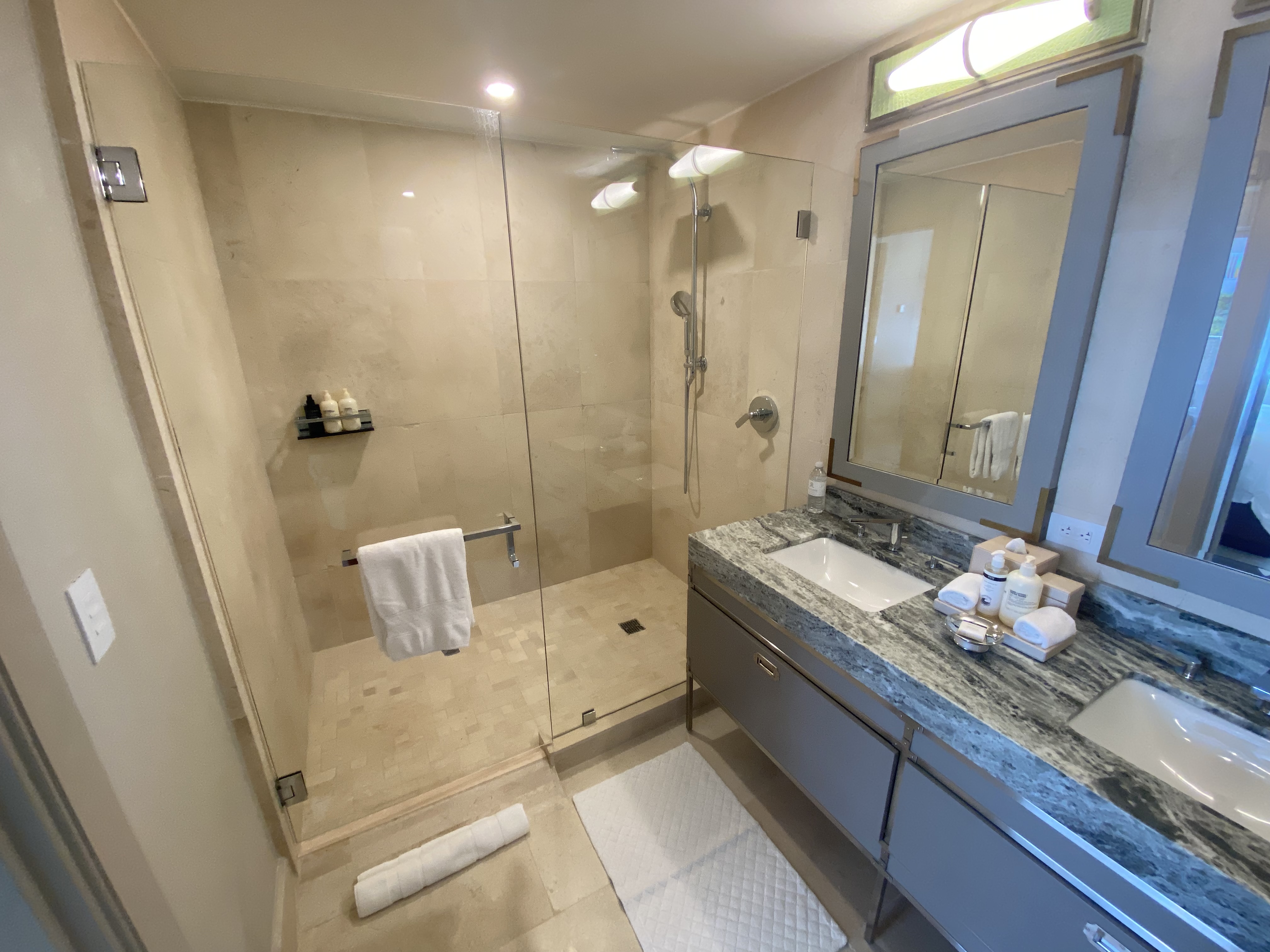 The Residences at St. Regis Bermuda - Jobson's Cove 3C St. Catherine's Beach