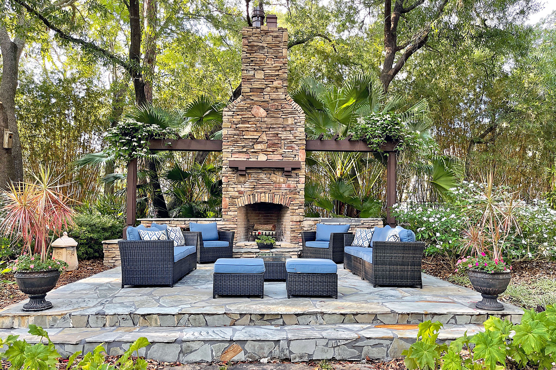 7762 Still Lakes Drive