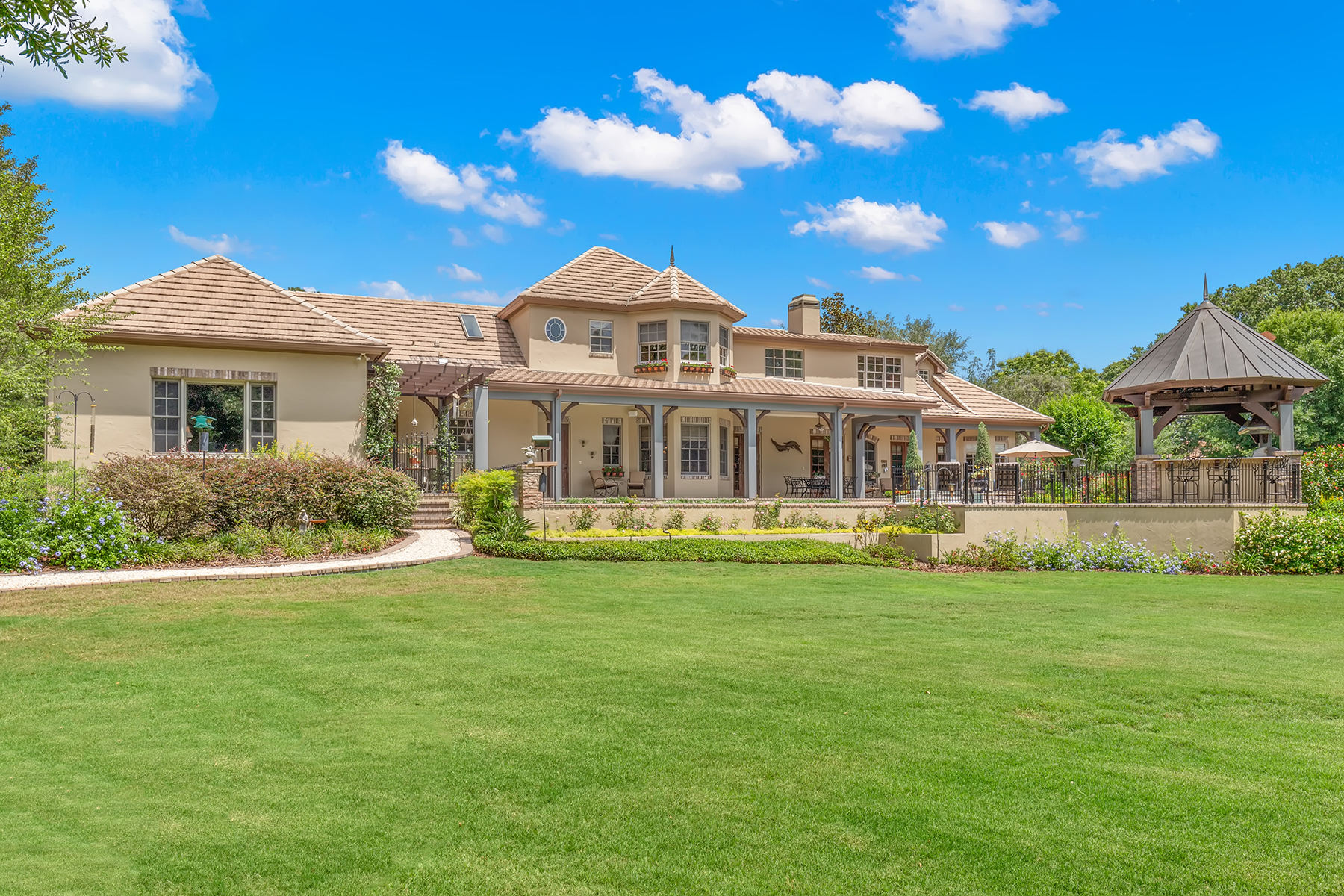 7762 Still Lakes Drive